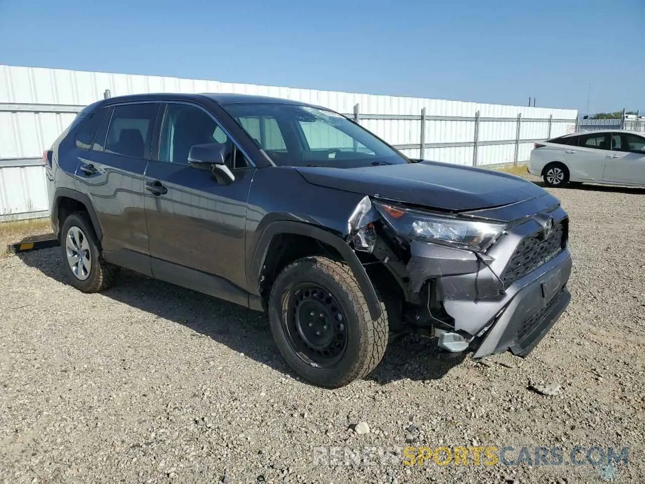 4 Photograph of a damaged car 2T3G1RFV9NC306198 TOYOTA RAV4 2022