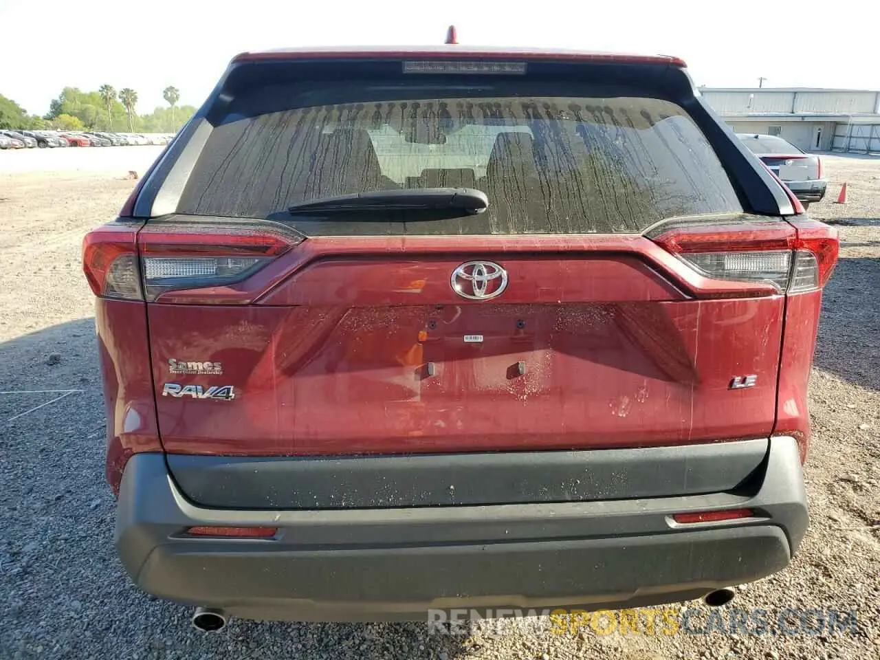 6 Photograph of a damaged car 2T3H1RFV0NW209314 TOYOTA RAV4 2022