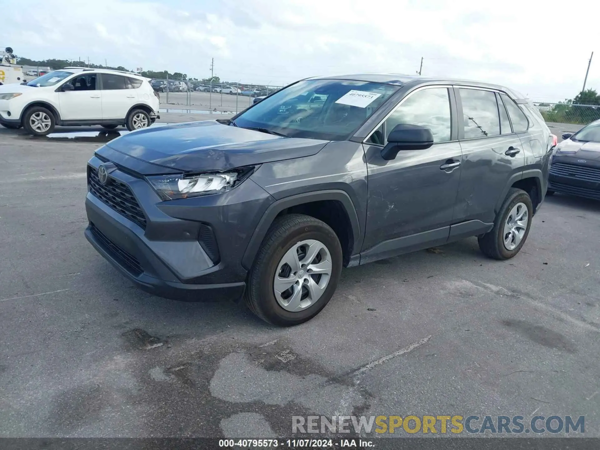 2 Photograph of a damaged car 2T3H1RFV0NW223536 TOYOTA RAV4 2022