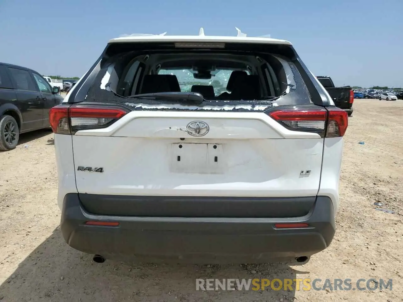 6 Photograph of a damaged car 2T3H1RFV1NW238112 TOYOTA RAV4 2022