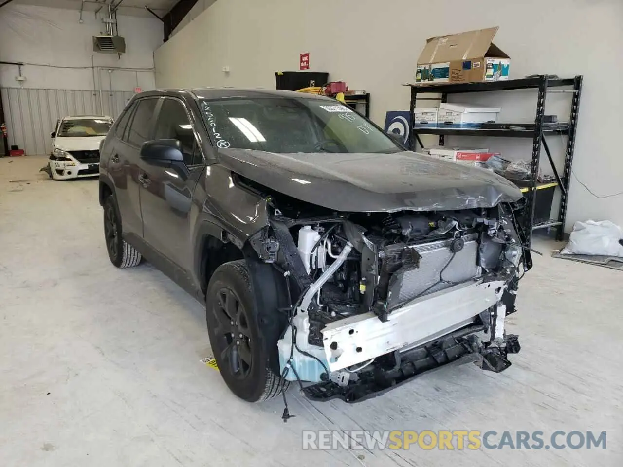 1 Photograph of a damaged car 2T3H1RFV2NC177080 TOYOTA RAV4 2022