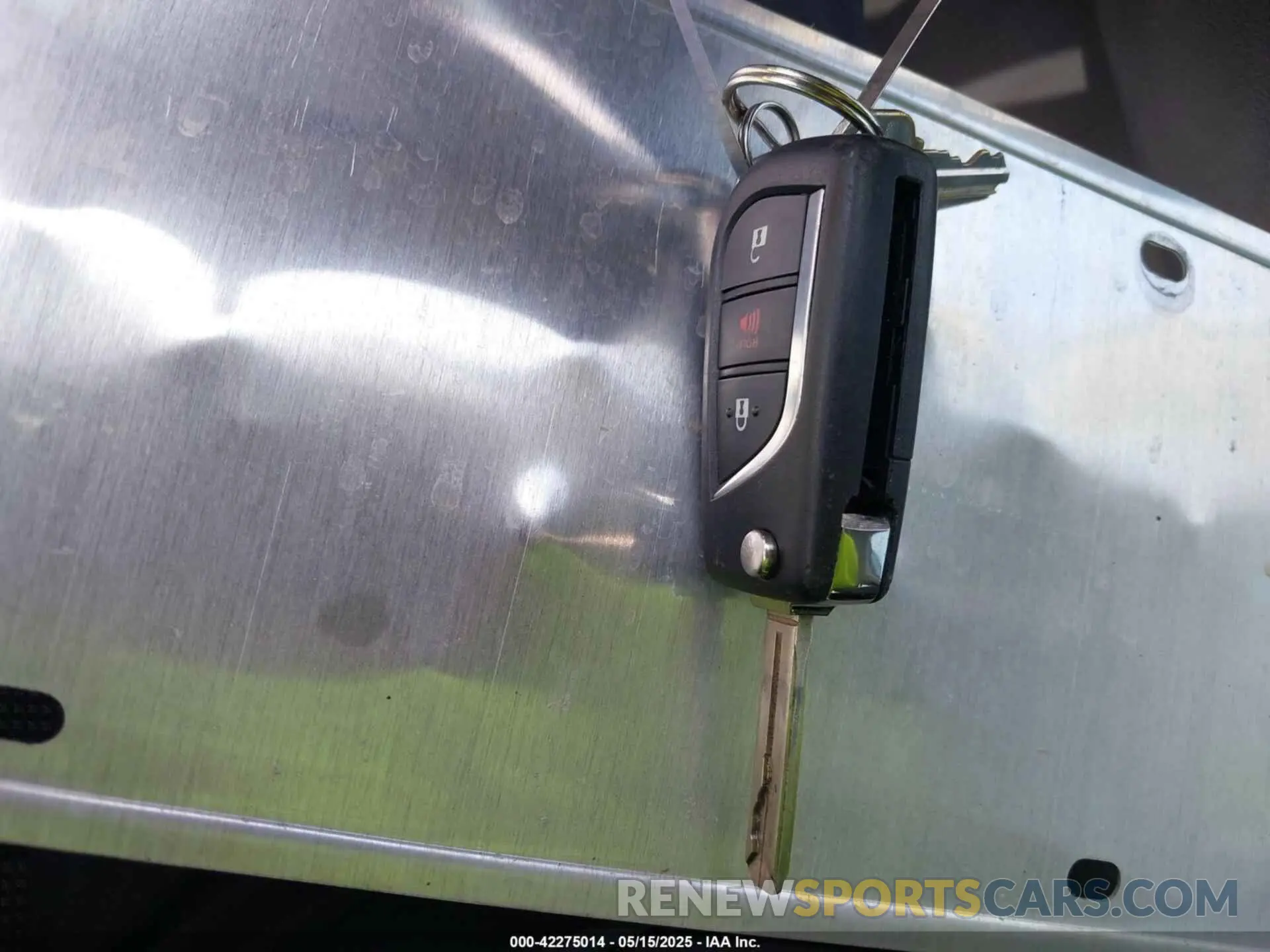 11 Фотография поврежденного автомобиля 2T3H1RFV2NC212569 TOYOTA RAV4 2022