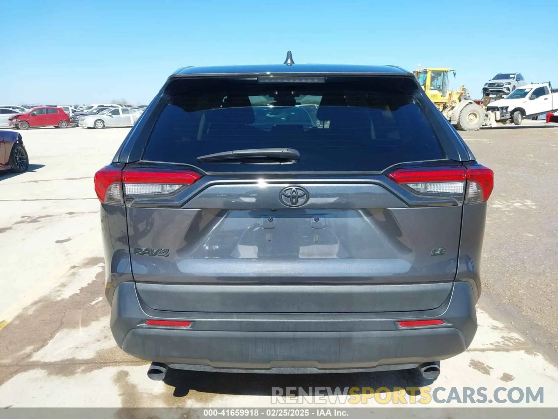 16 Photograph of a damaged car 2T3H1RFV2NW217236 TOYOTA RAV4 2022