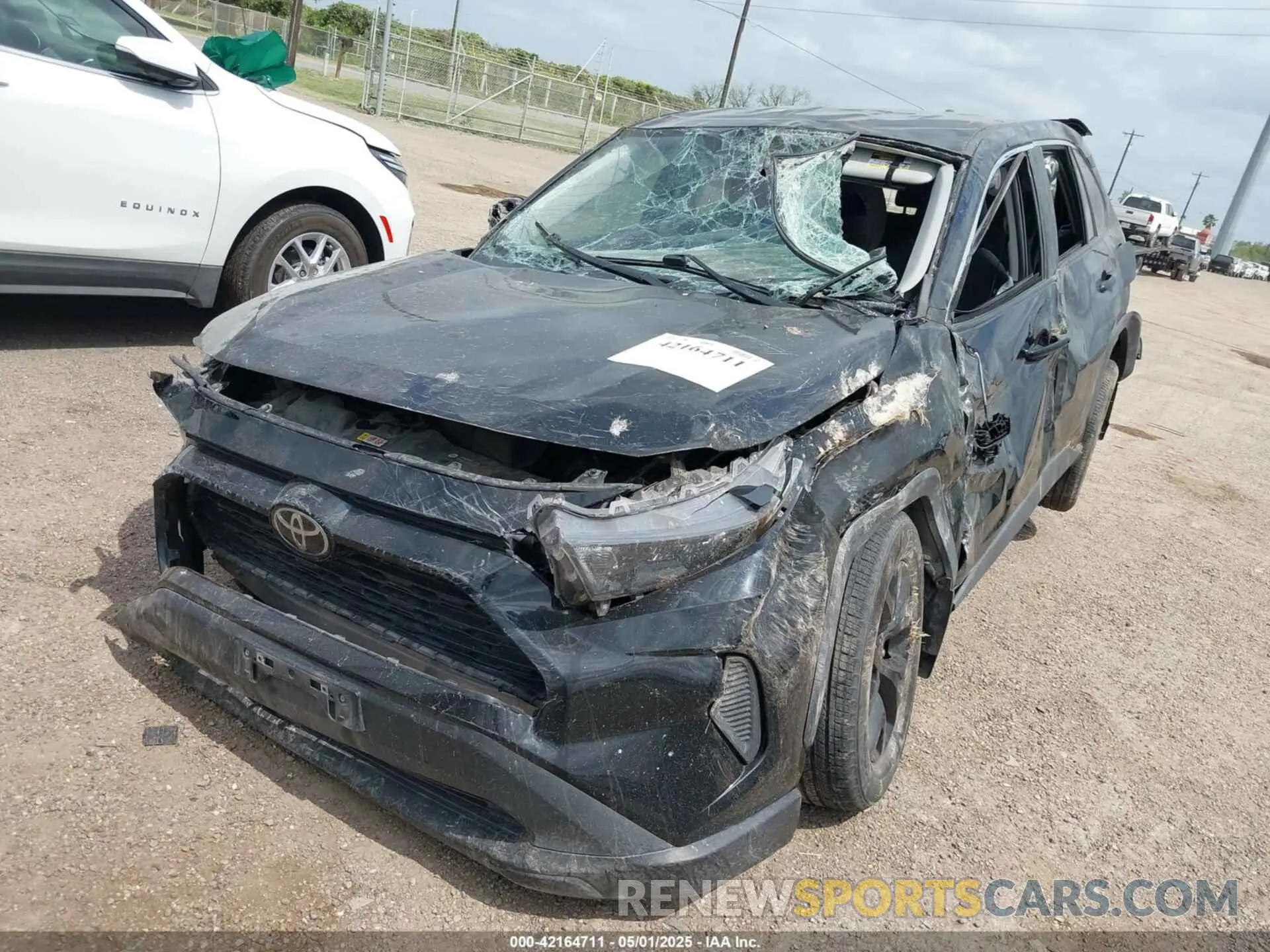 2 Photograph of a damaged car 2T3H1RFV3NW200543 TOYOTA RAV4 2022