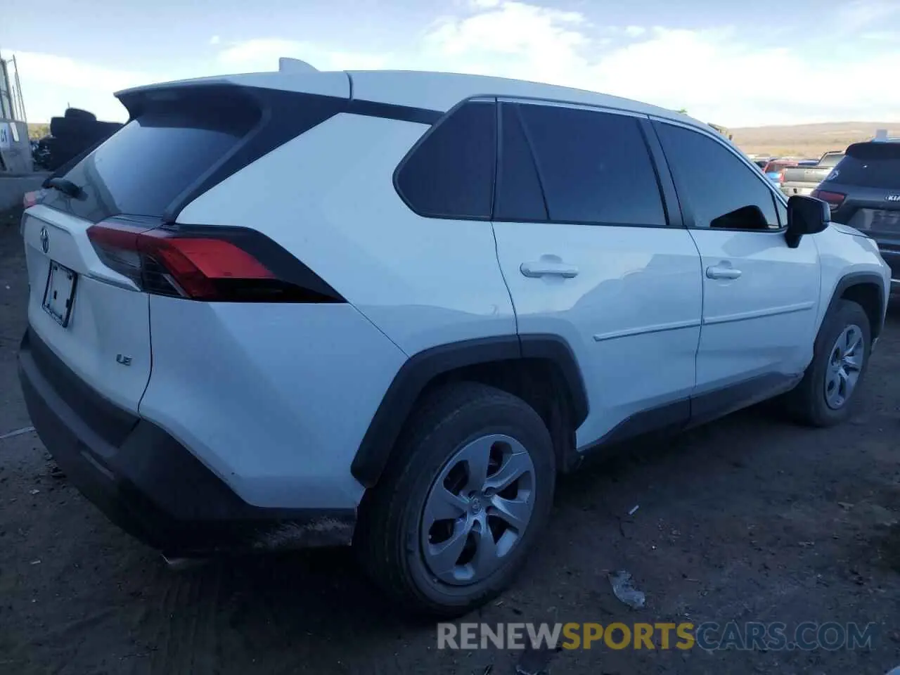 3 Фотография поврежденного автомобиля 2T3H1RFV3NW227483 TOYOTA RAV4 2022