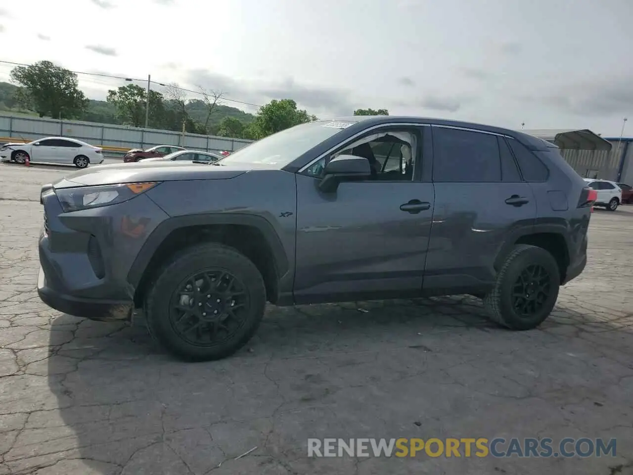 1 Photograph of a damaged car 2T3H1RFV5NC182967 TOYOTA RAV4 2022