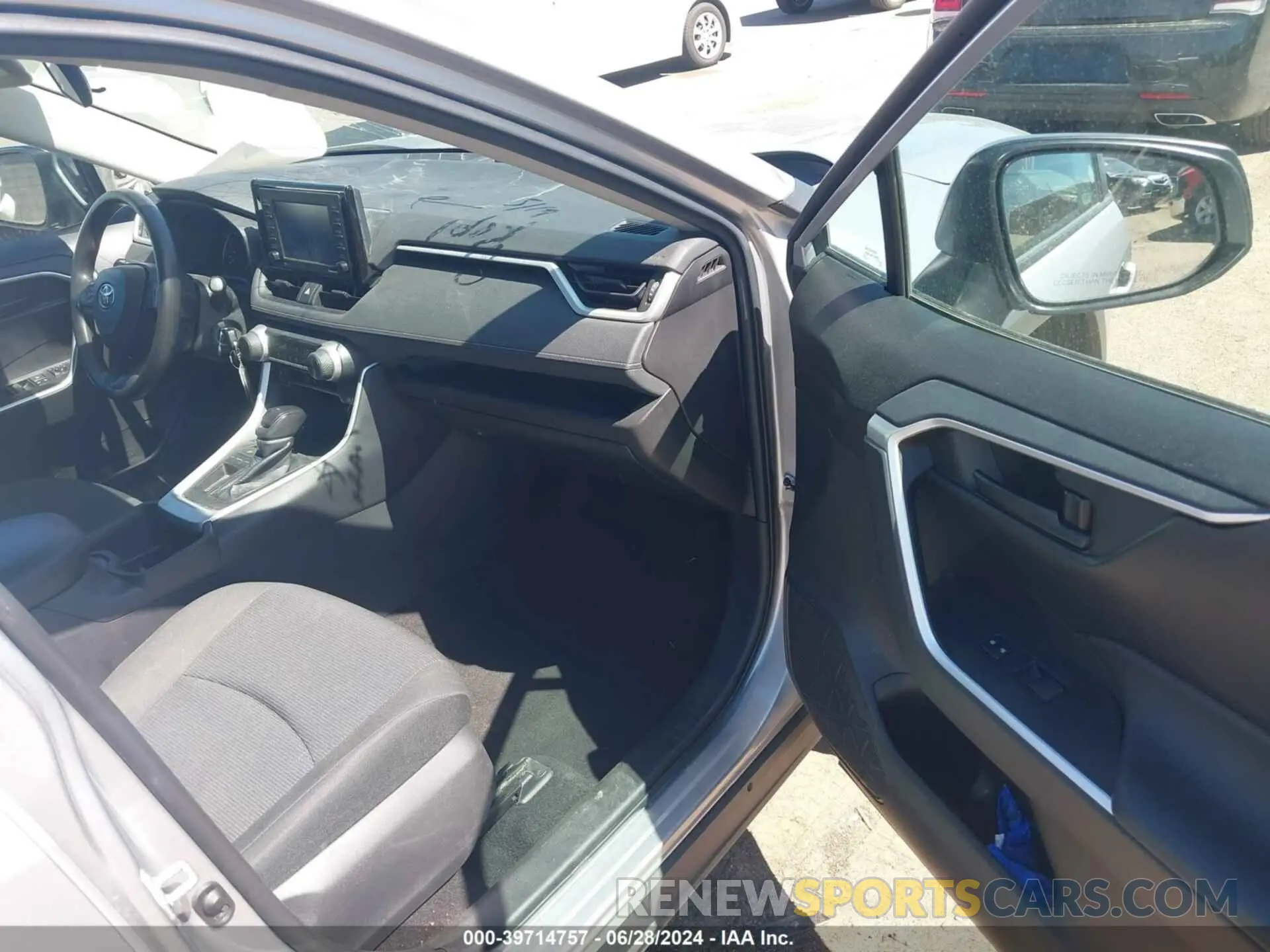 5 Фотография поврежденного автомобиля 2T3H1RFV5NC192141 TOYOTA RAV4 2022