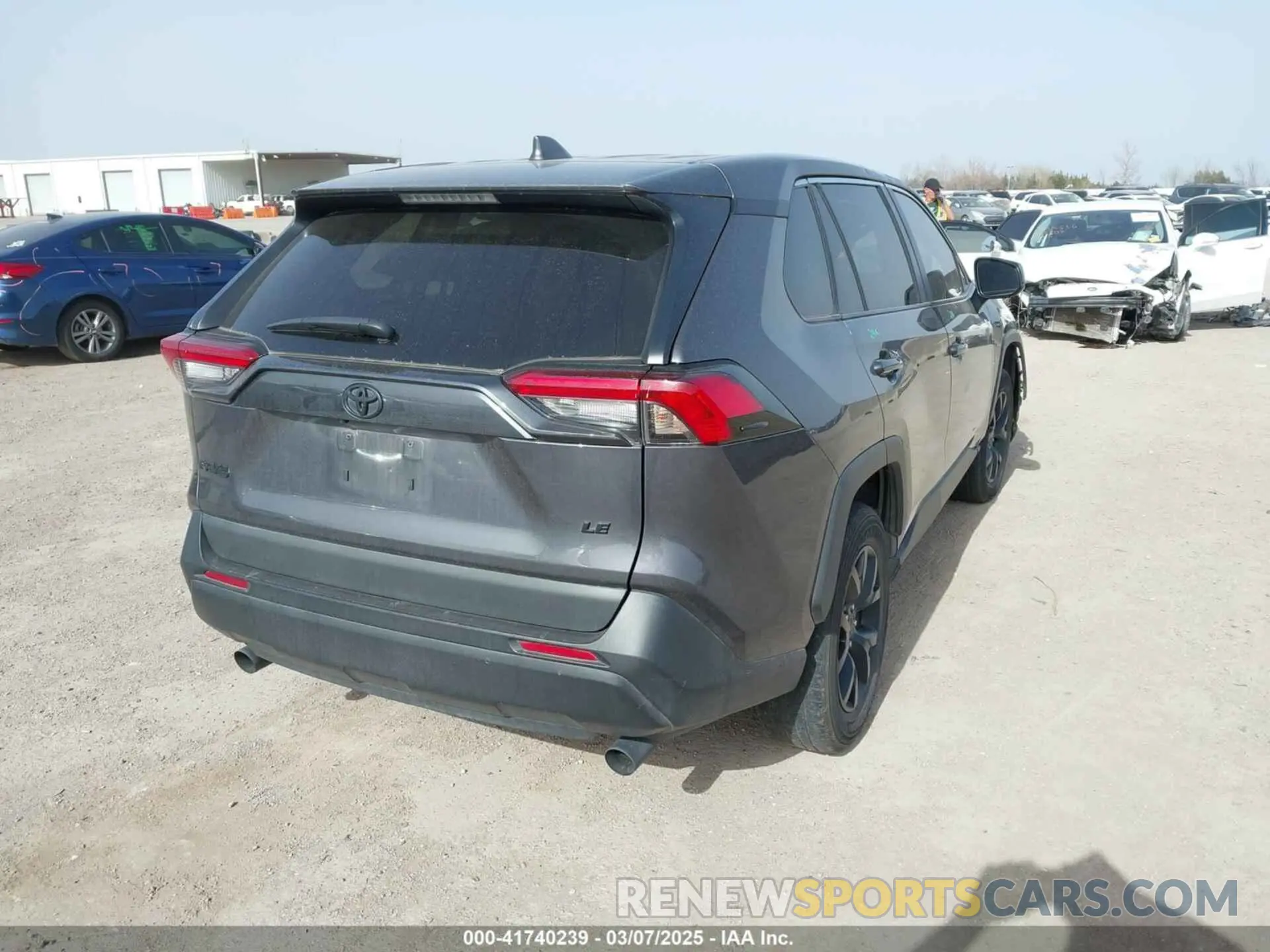 4 Фотография поврежденного автомобиля 2T3H1RFV6NW216641 TOYOTA RAV4 2022