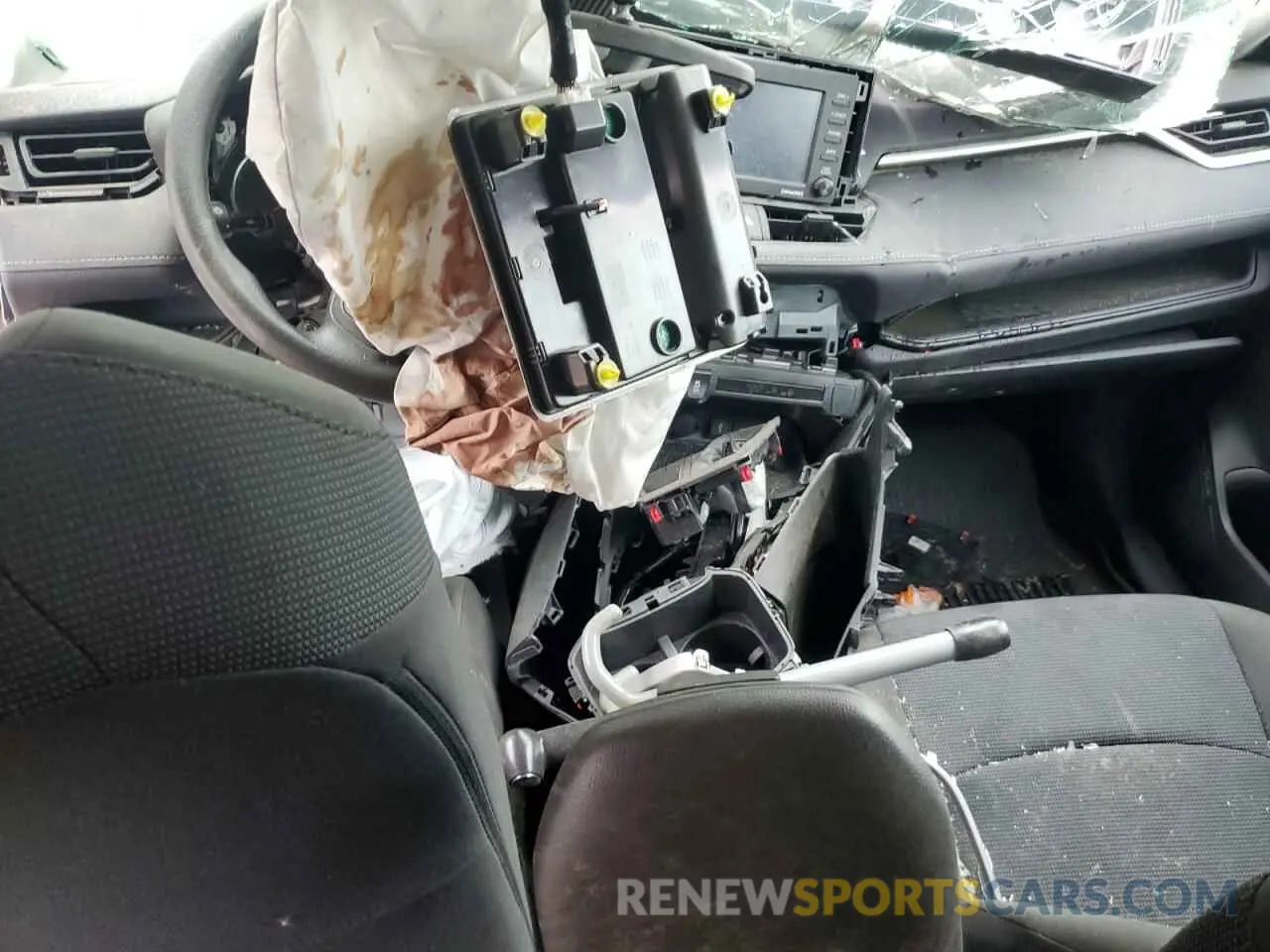 8 Photograph of a damaged car 2T3H1RFV7NC187328 TOYOTA RAV4 2022