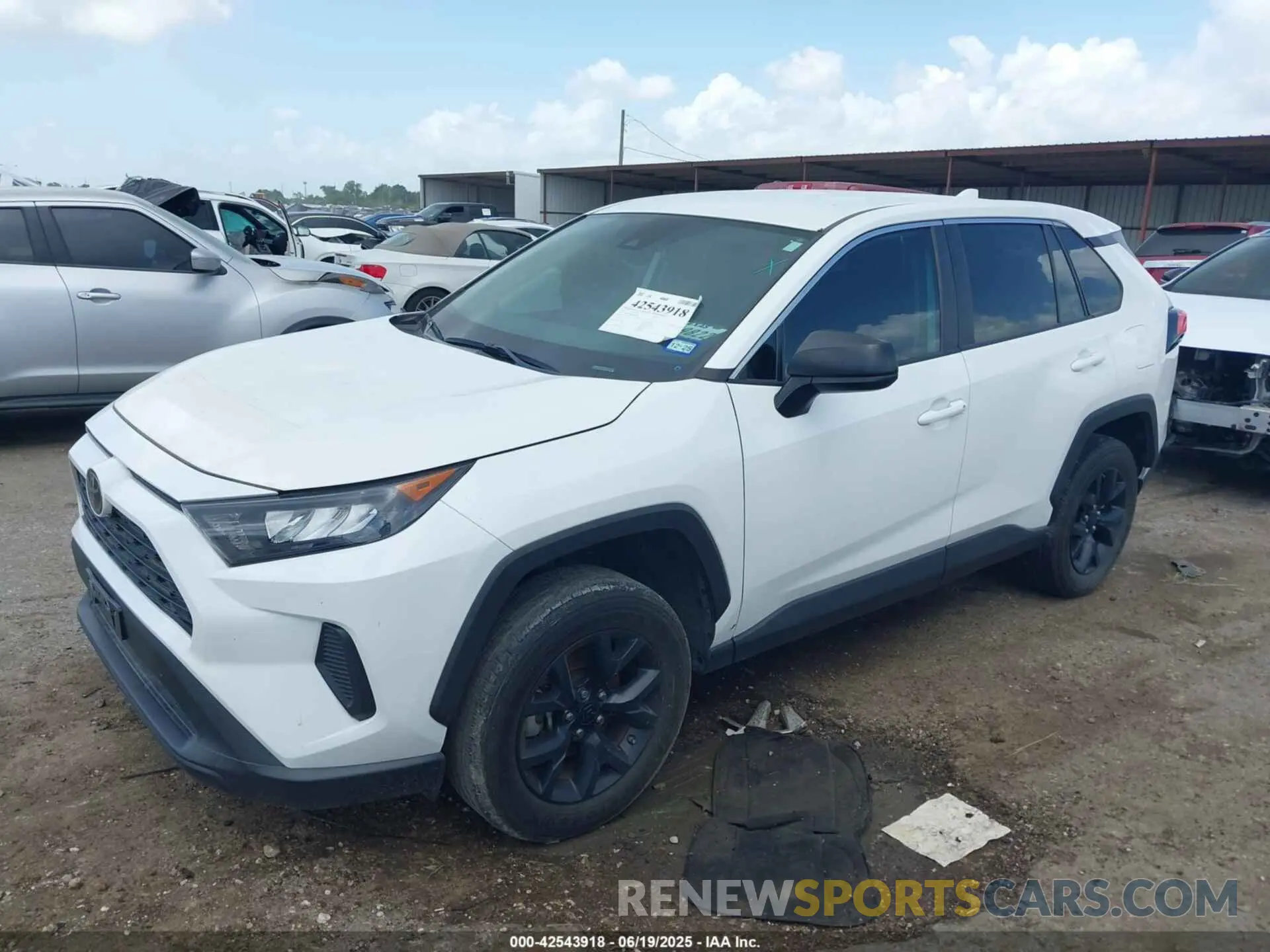 2 Photograph of a damaged car 2T3H1RFV7NW232492 TOYOTA RAV4 2022