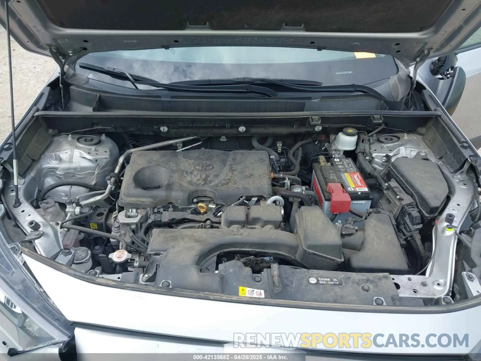10 Photograph of a damaged car 2T3H1RFVXNC201352 TOYOTA RAV4 2022