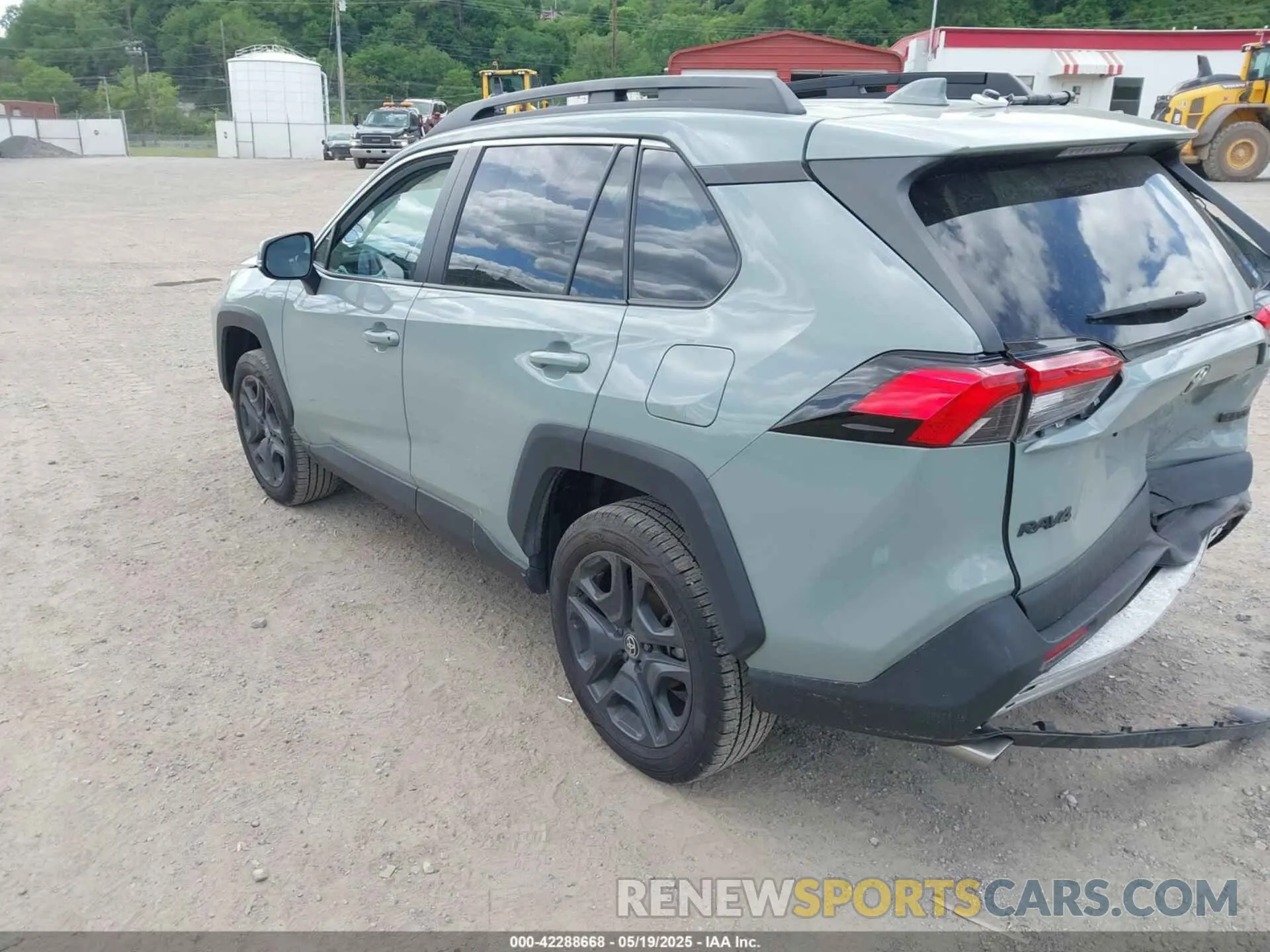 3 Фотография поврежденного автомобиля 2T3J1RFV2NW267281 TOYOTA RAV4 2022