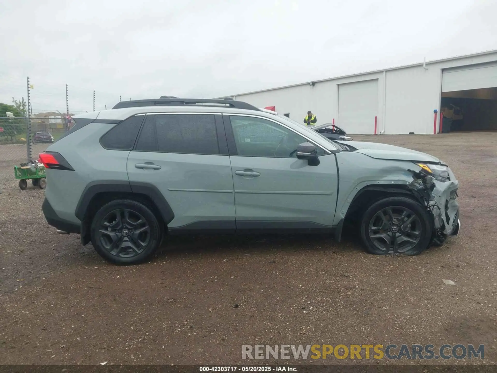 13 Фотография поврежденного автомобиля 2T3J1RFV5NW301312 TOYOTA RAV4 2022