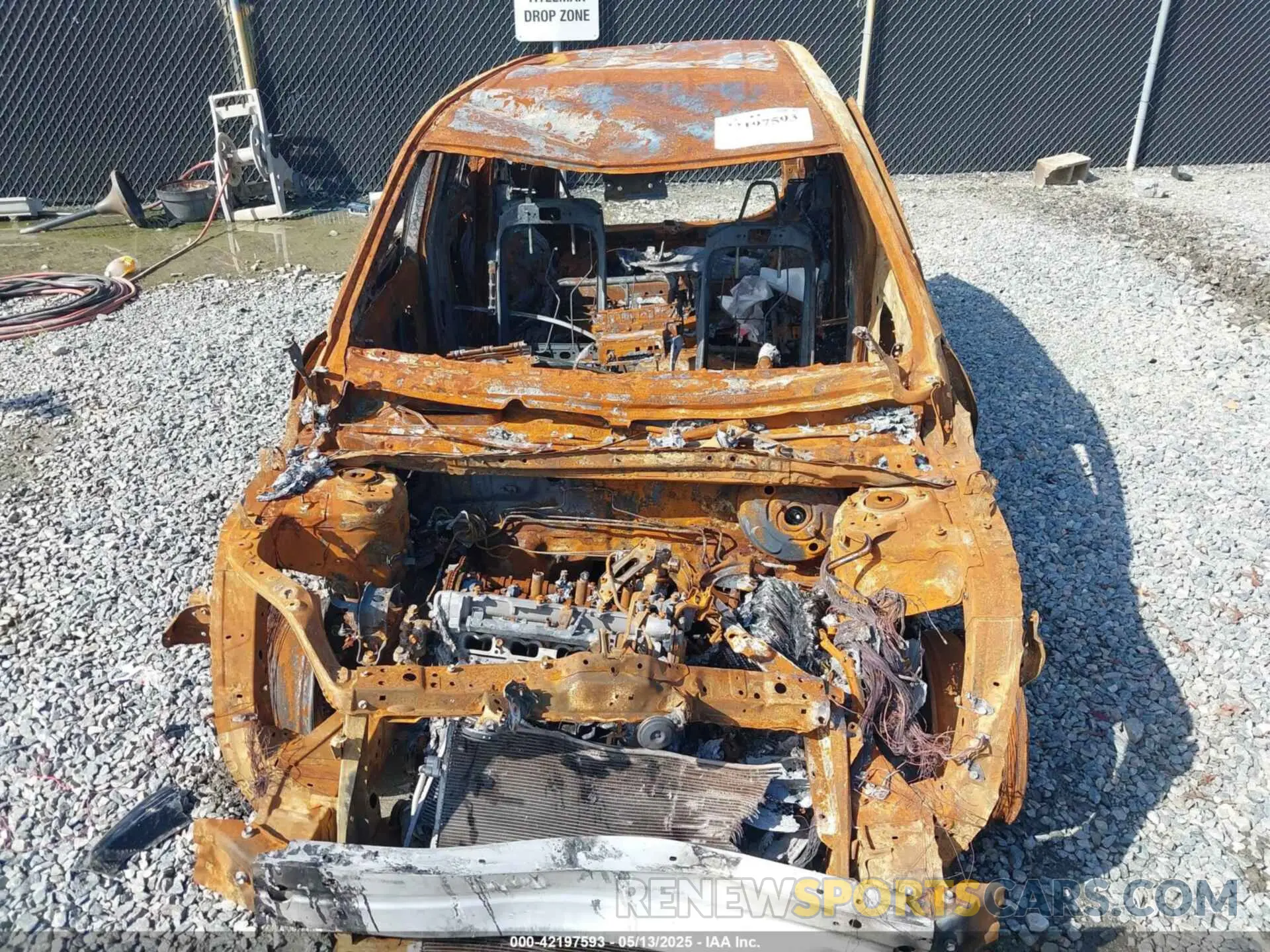 6 Photograph of a damaged car 2T3K1RFV0NC202192 TOYOTA RAV4 2022