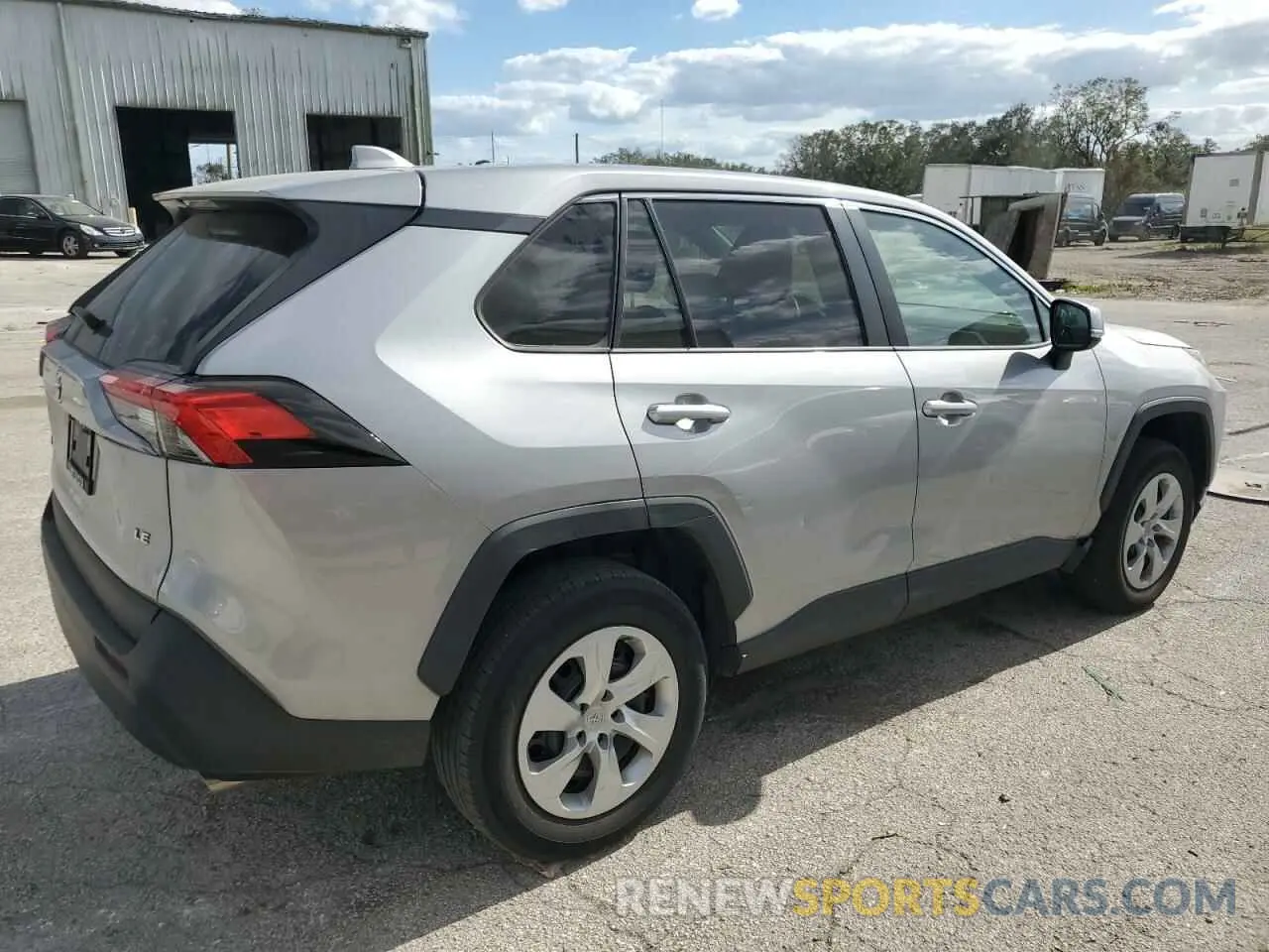 3 Фотография поврежденного автомобиля 2T3K1RFV9NC175364 TOYOTA RAV4 2022