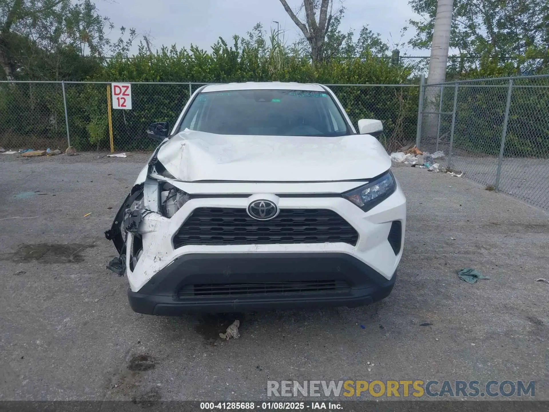 12 Фотография поврежденного автомобиля 2T3K1RFV9NC202322 TOYOTA RAV4 2022