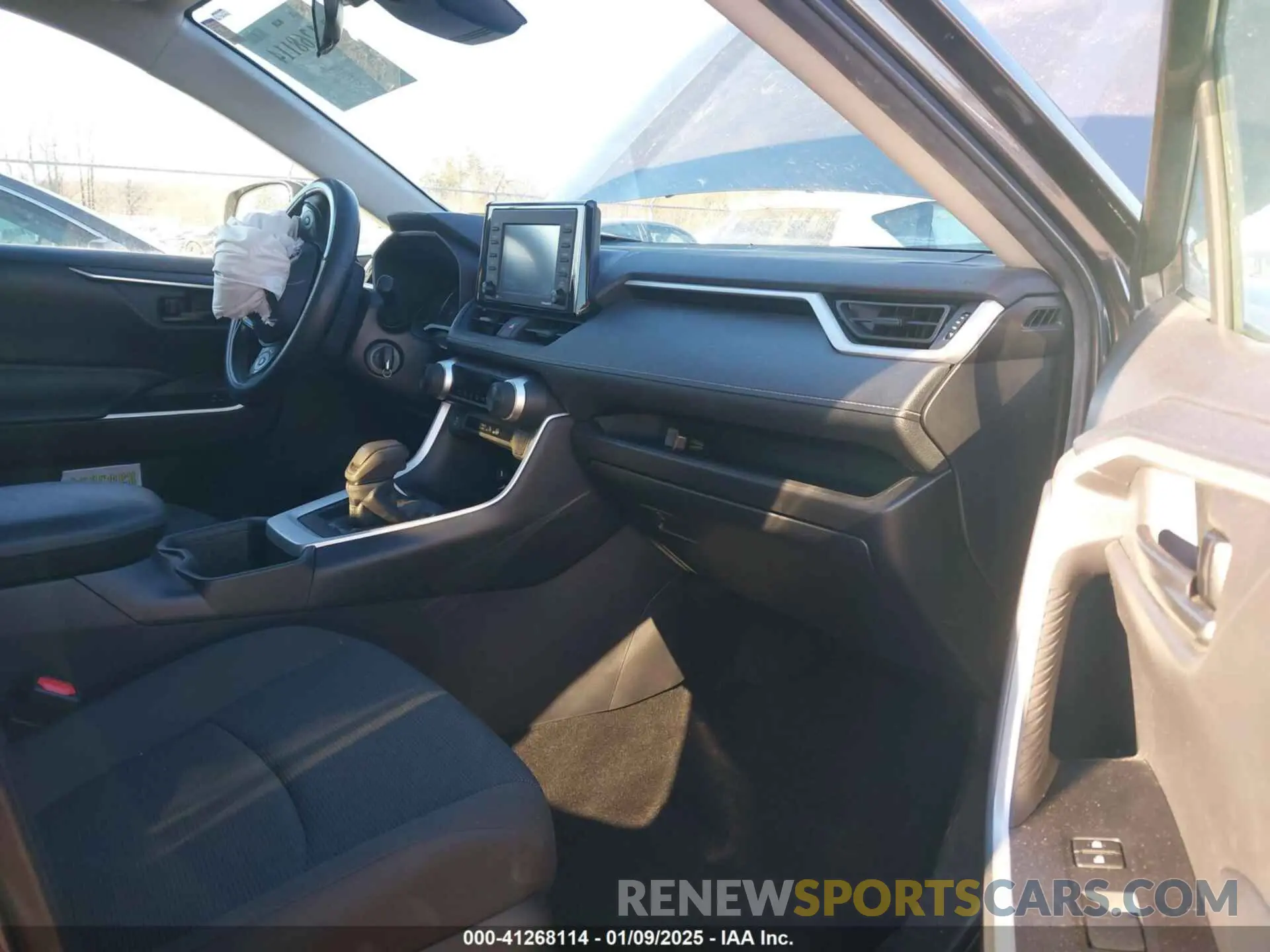 5 Фотография поврежденного автомобиля 2T3K1RFVXNC176944 TOYOTA RAV4 2022