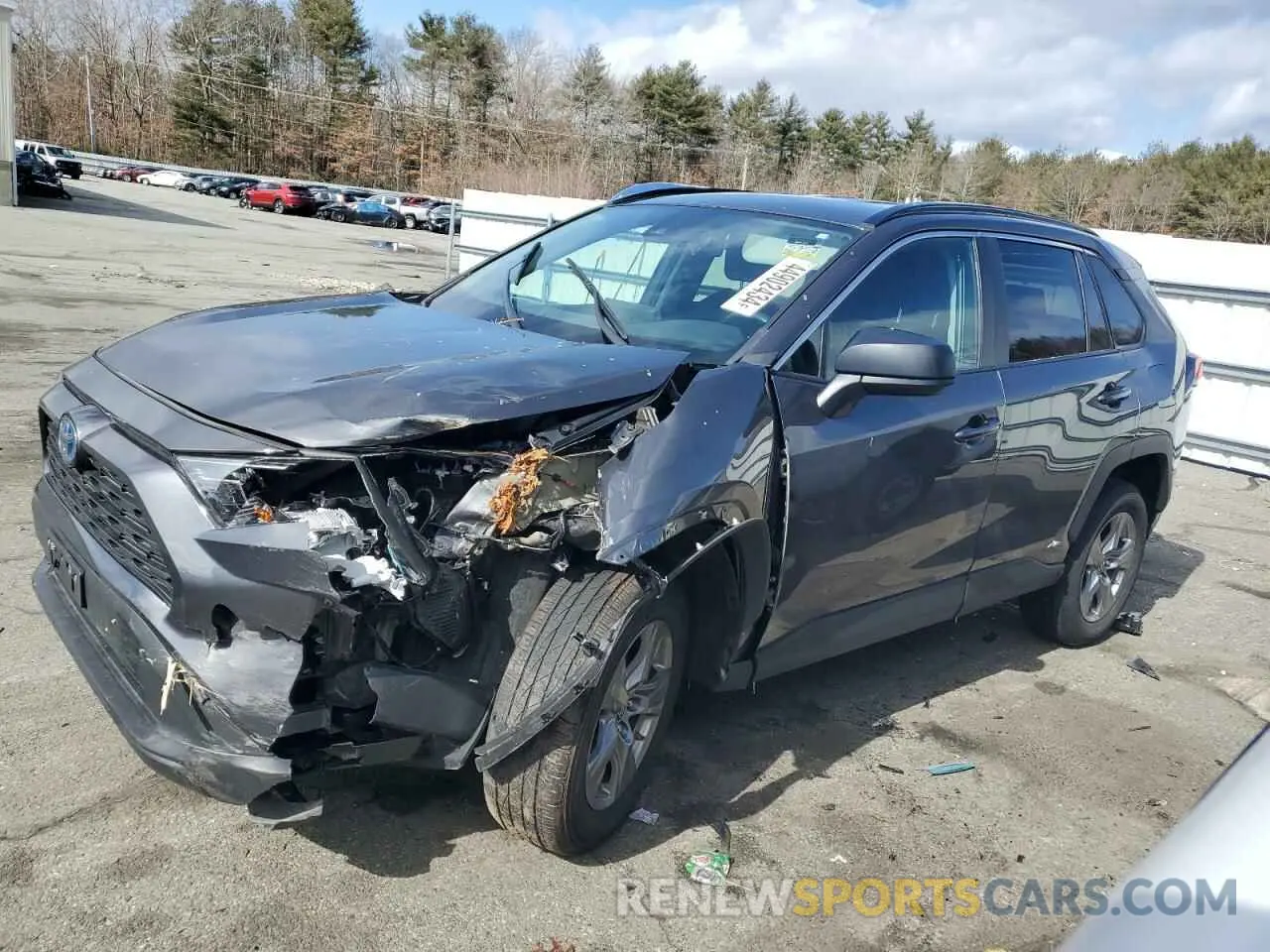 1 Photograph of a damaged car 2T3LWRFVXNW130146 TOYOTA RAV4 2022