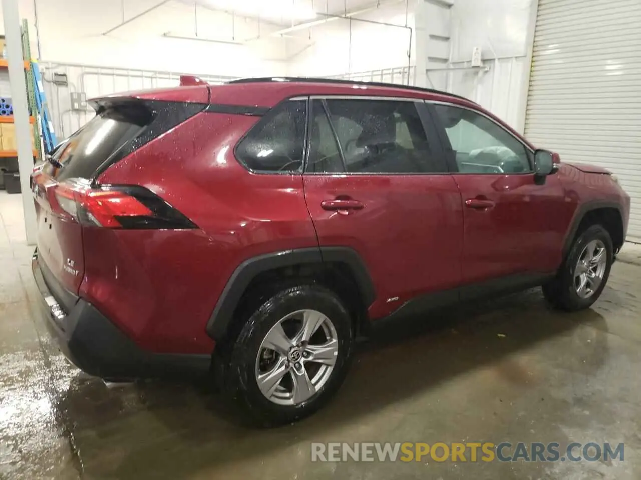 3 Фотография поврежденного автомобиля 2T3MWRFV1NW131772 TOYOTA RAV4 2022