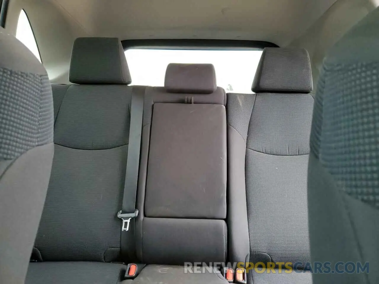 10 Photograph of a damaged car 2T3MWRFV2NW129710 TOYOTA RAV4 2022