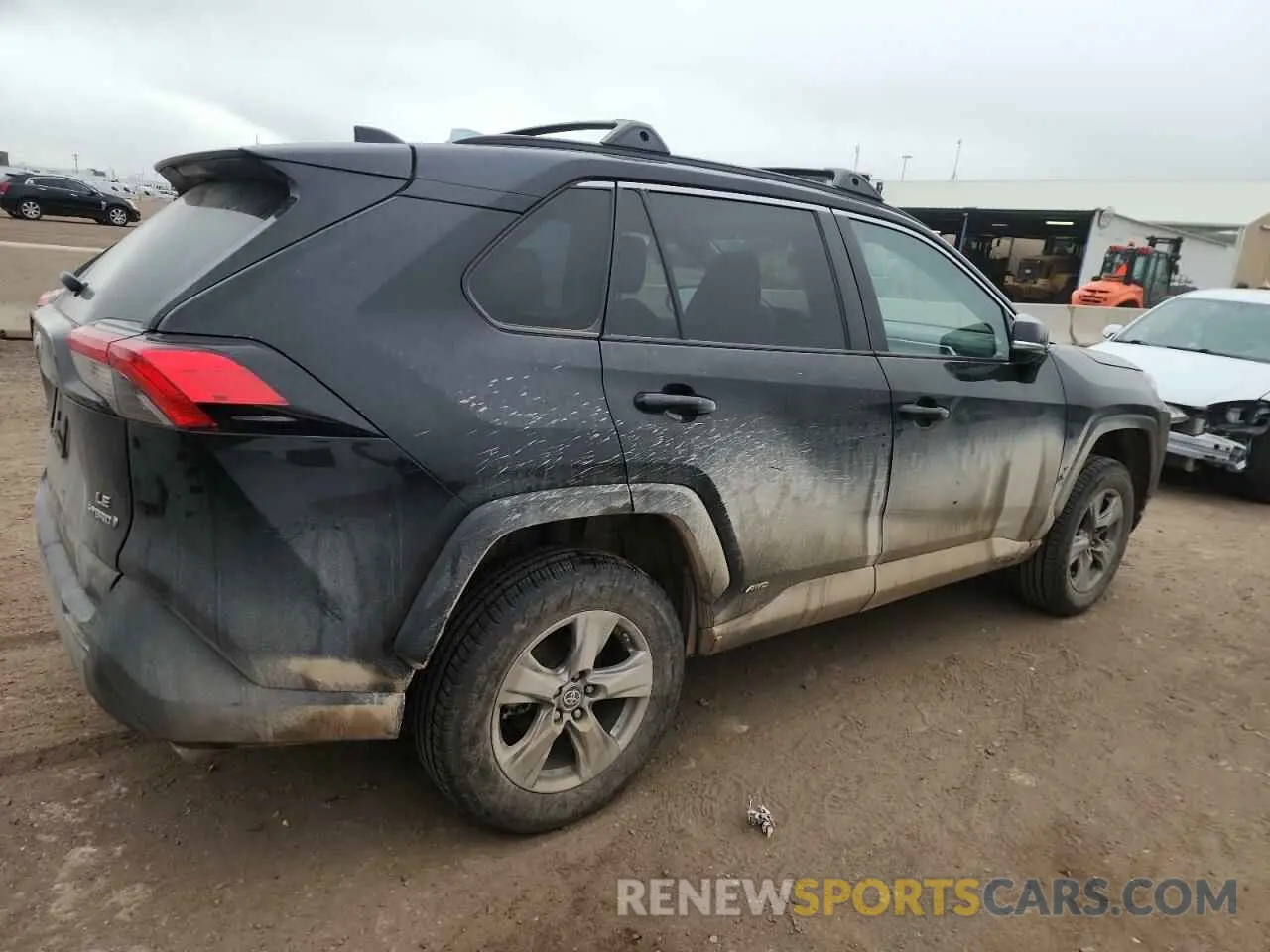 3 Photograph of a damaged car 2T3MWRFV2NW129710 TOYOTA RAV4 2022
