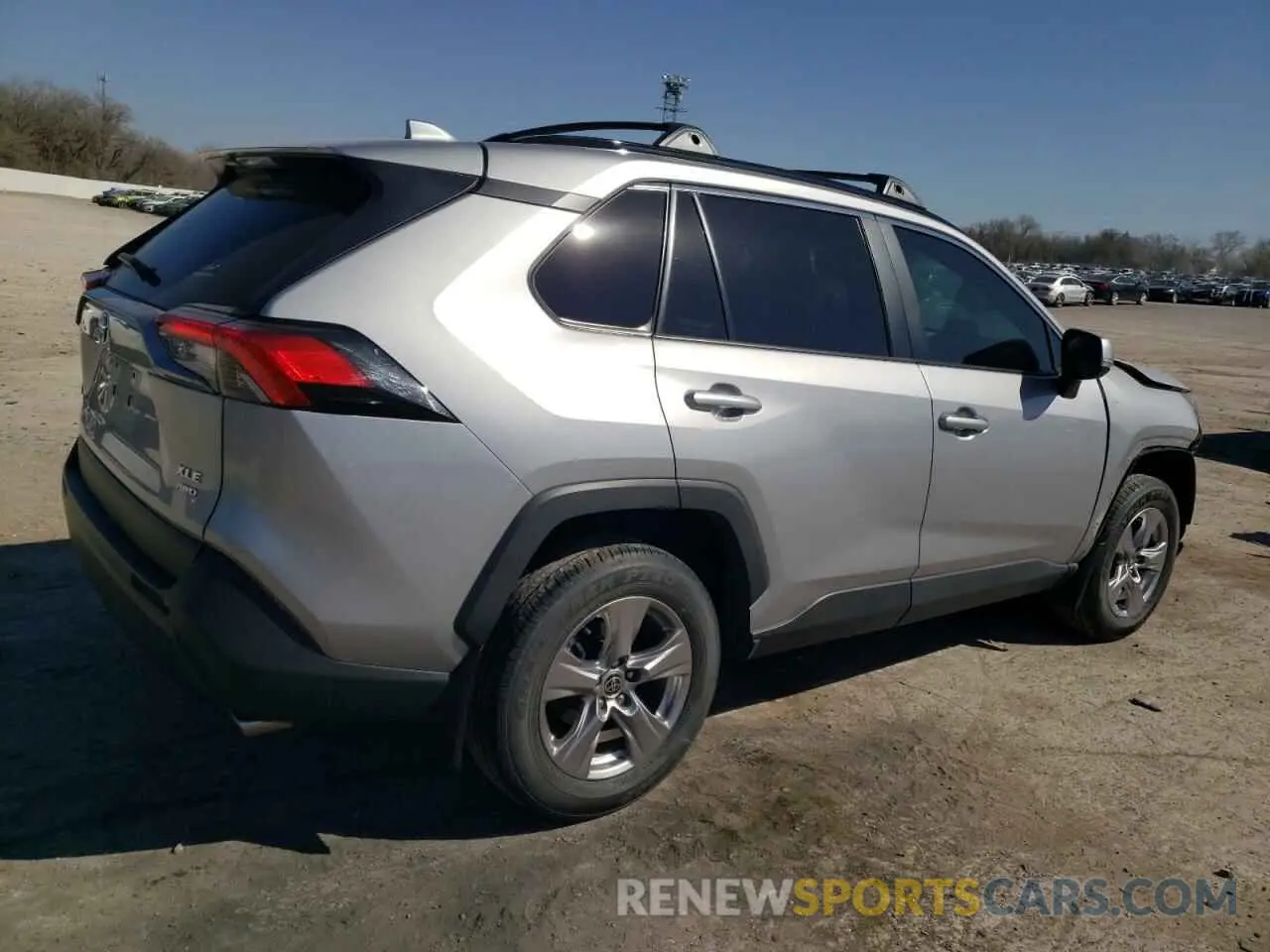 3 Photograph of a damaged car 2T3P1RFV0NC278288 TOYOTA RAV4 2022