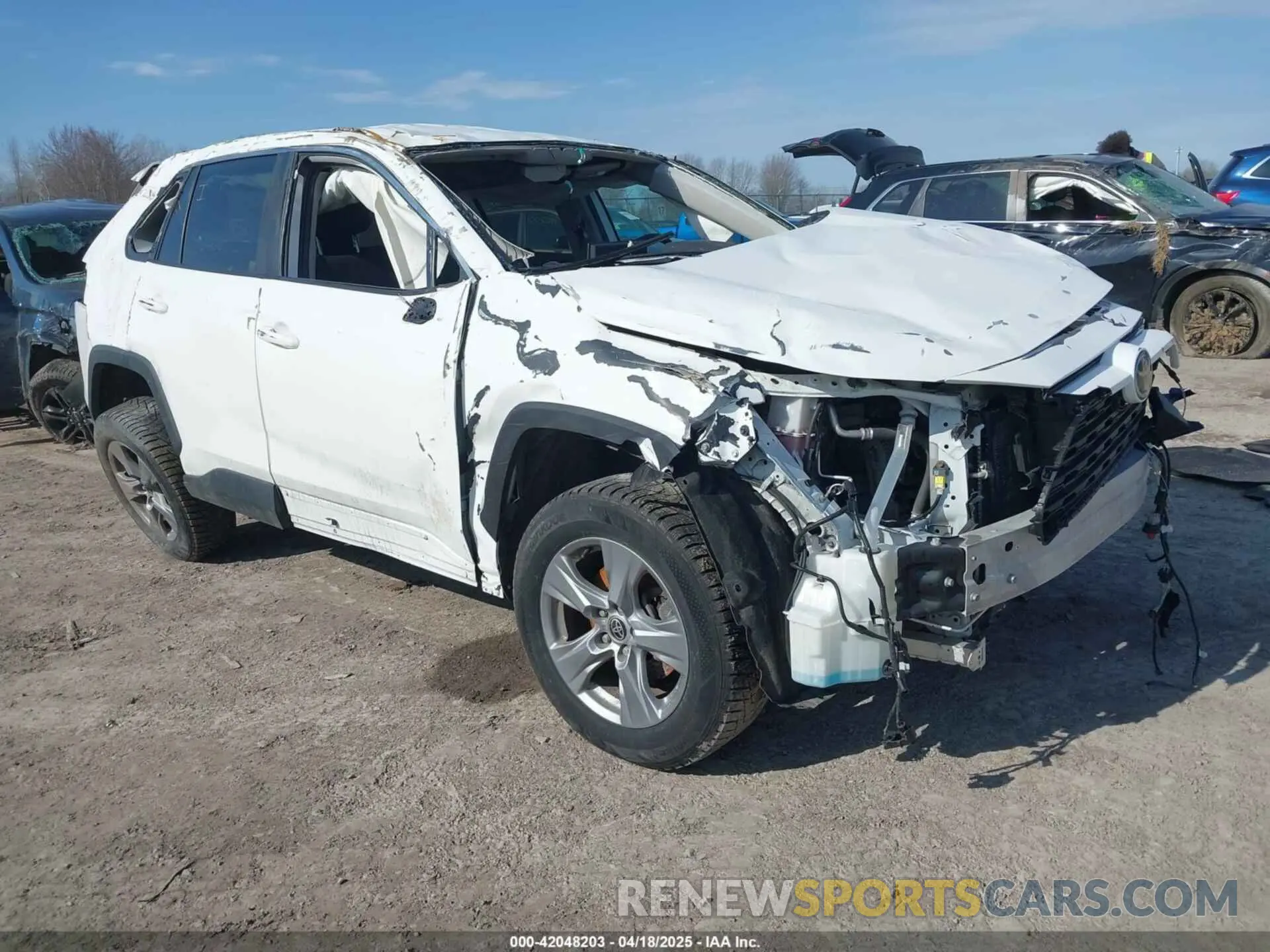 1 Фотография поврежденного автомобиля 2T3P1RFV0NC279408 TOYOTA RAV4 2022