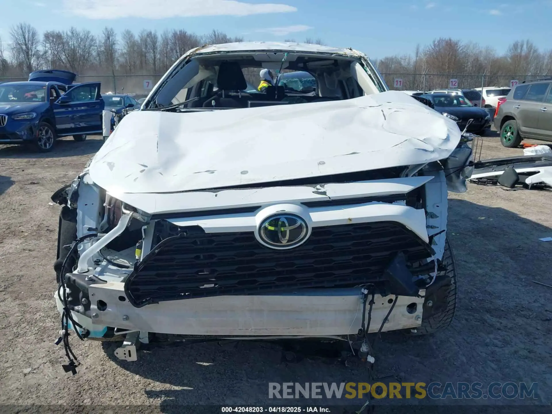 13 Фотография поврежденного автомобиля 2T3P1RFV0NC279408 TOYOTA RAV4 2022