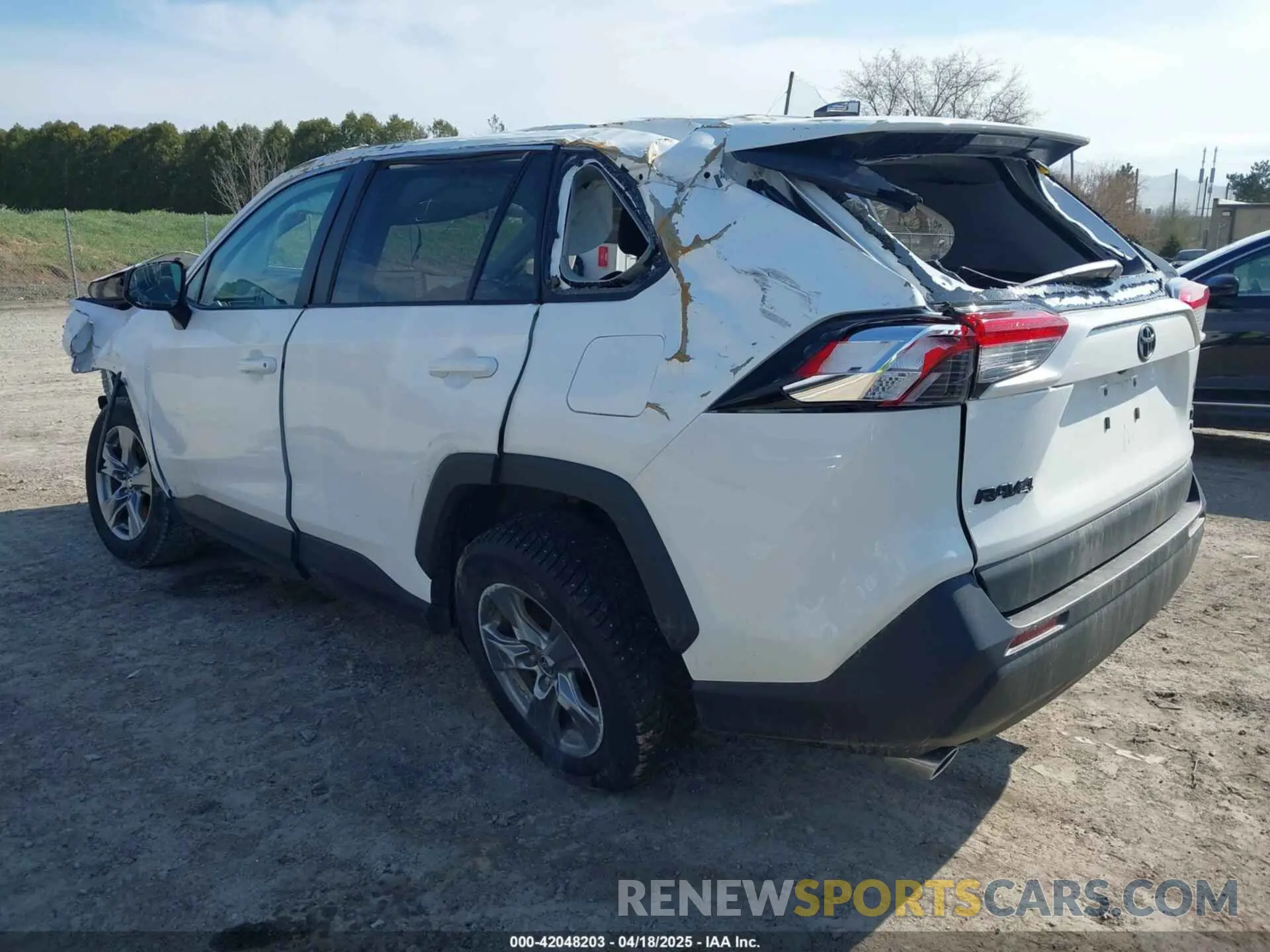 3 Фотография поврежденного автомобиля 2T3P1RFV0NC279408 TOYOTA RAV4 2022