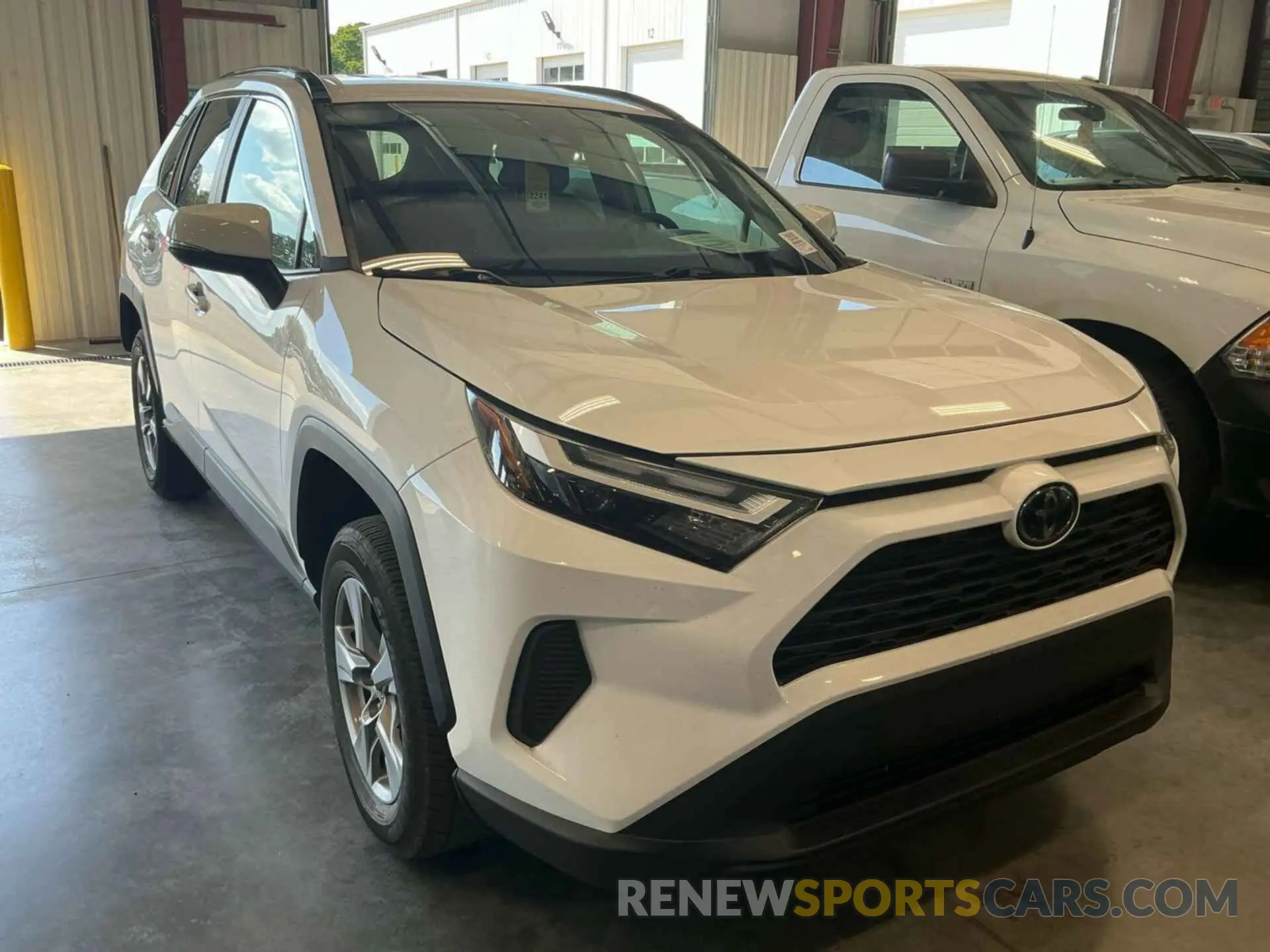 24 Фотография поврежденного автомобиля 2T3P1RFV0NC281871 TOYOTA RAV4 2022
