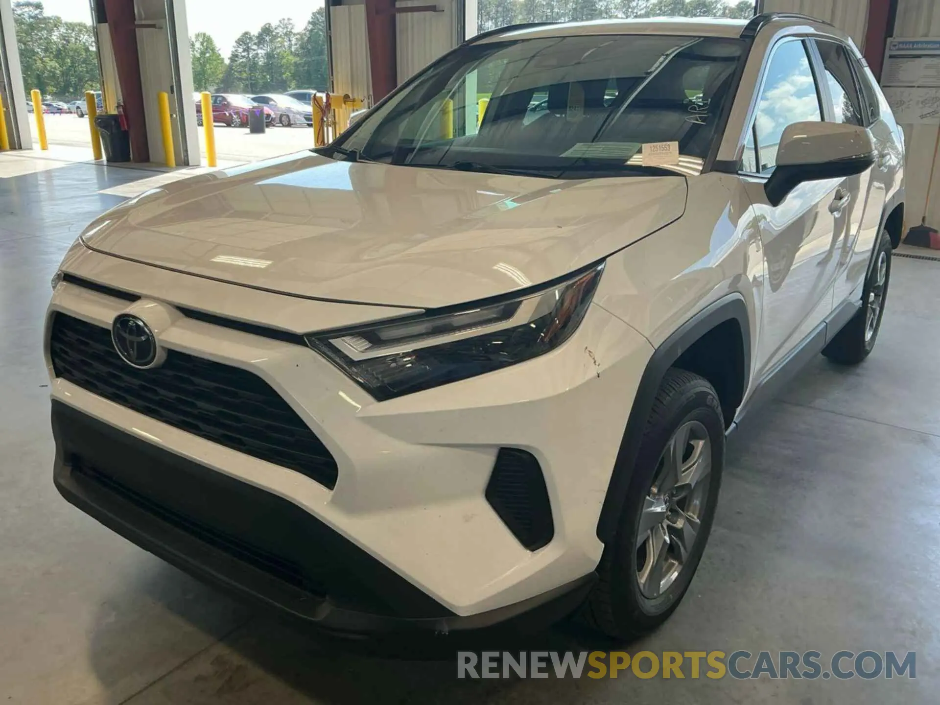 5 Фотография поврежденного автомобиля 2T3P1RFV0NC281871 TOYOTA RAV4 2022