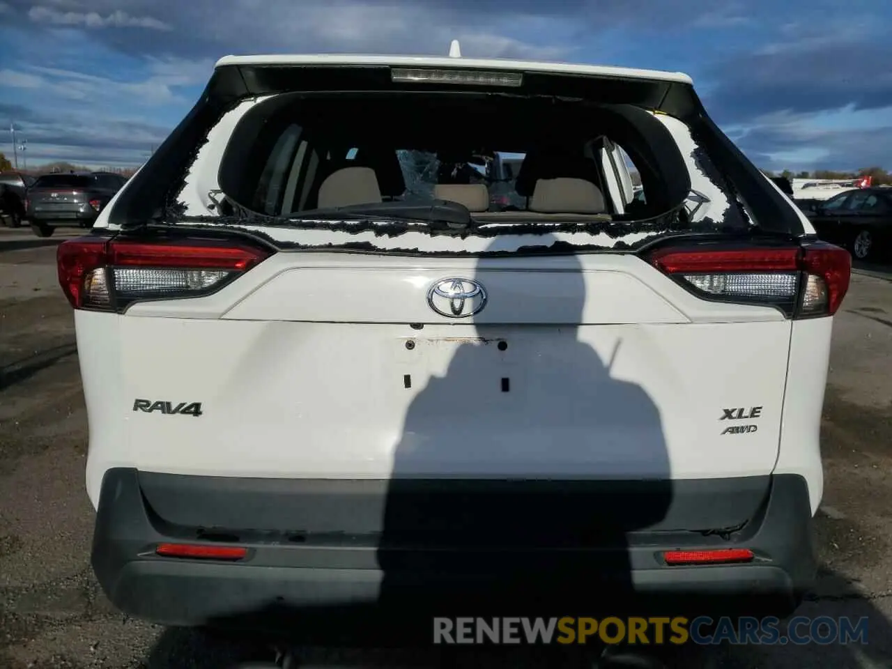 6 Фотография поврежденного автомобиля 2T3P1RFV0NW255267 TOYOTA RAV4 2022
