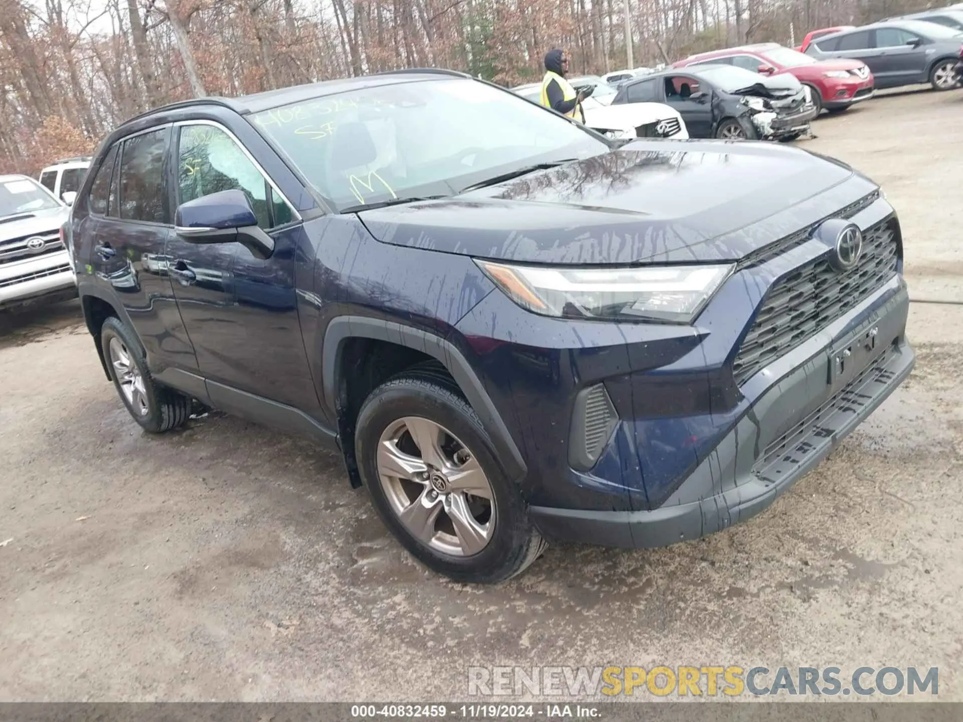 1 Photograph of a damaged car 2T3P1RFV0NW279343 TOYOTA RAV4 2022