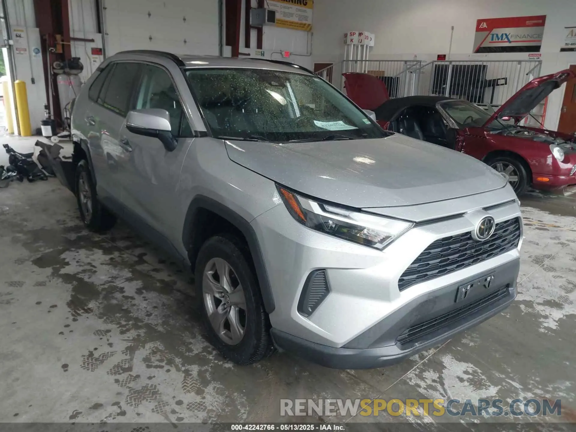 1 Фотография поврежденного автомобиля 2T3P1RFV0NW284218 TOYOTA RAV4 2022
