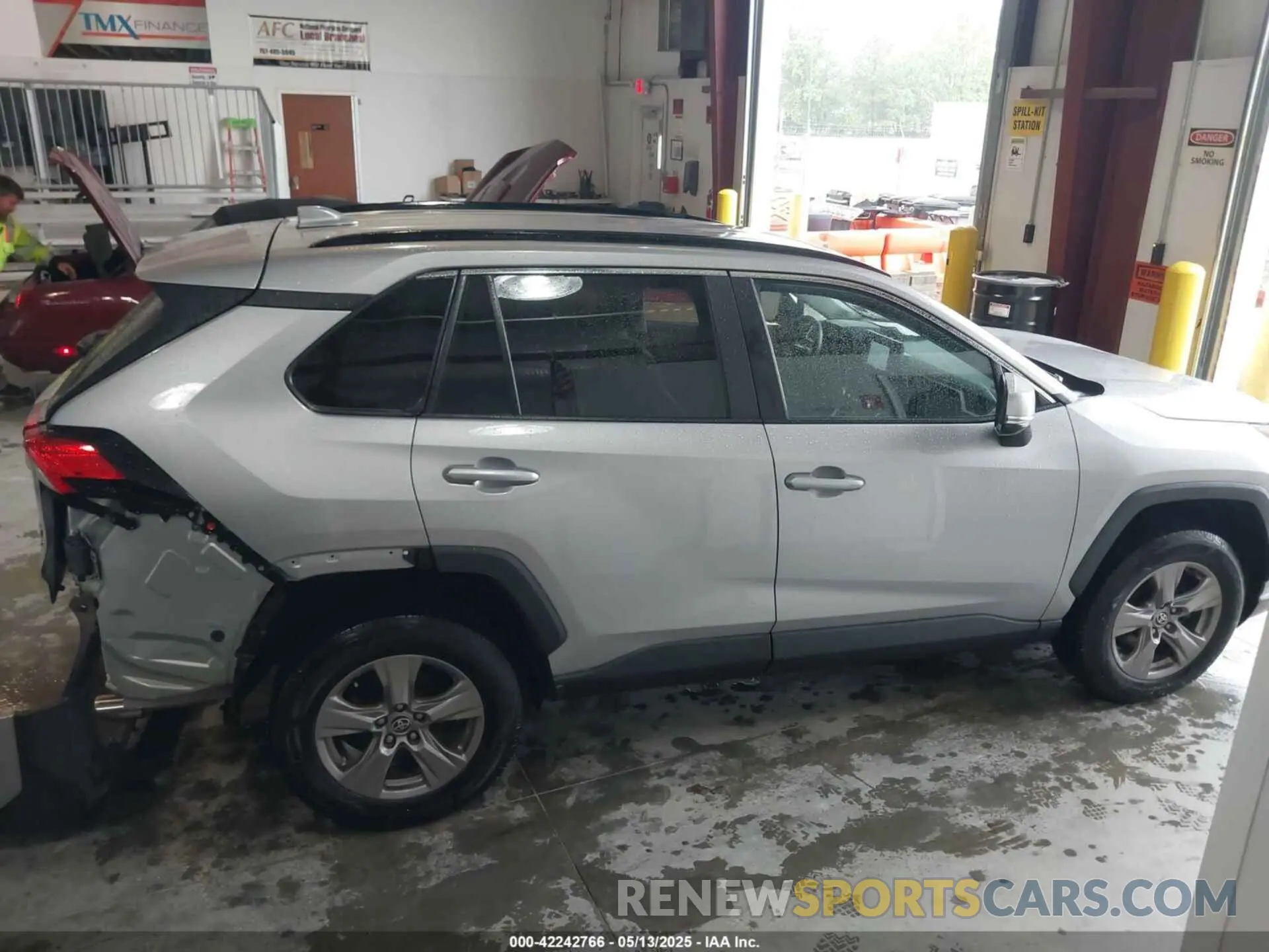 14 Фотография поврежденного автомобиля 2T3P1RFV0NW284218 TOYOTA RAV4 2022