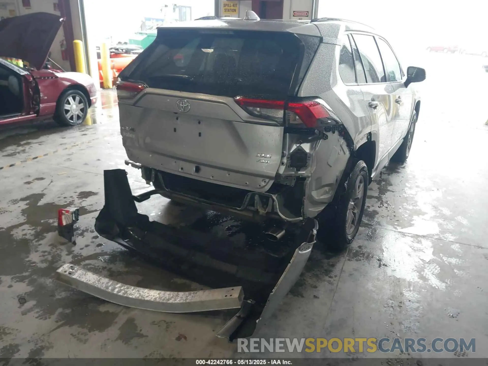 4 Фотография поврежденного автомобиля 2T3P1RFV0NW284218 TOYOTA RAV4 2022