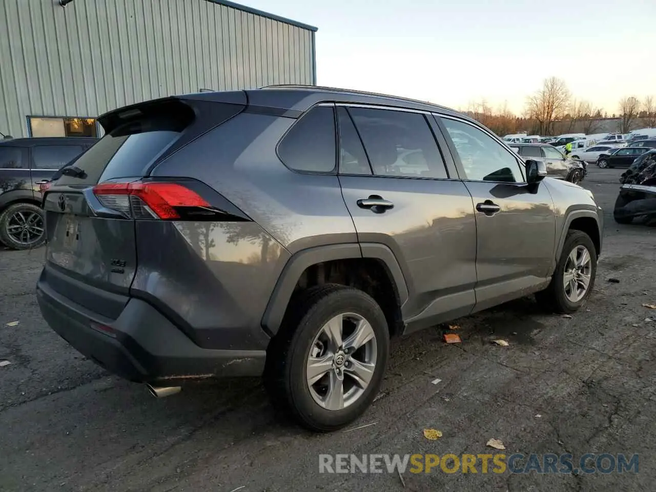3 Фотография поврежденного автомобиля 2T3P1RFV0NW295039 TOYOTA RAV4 2022