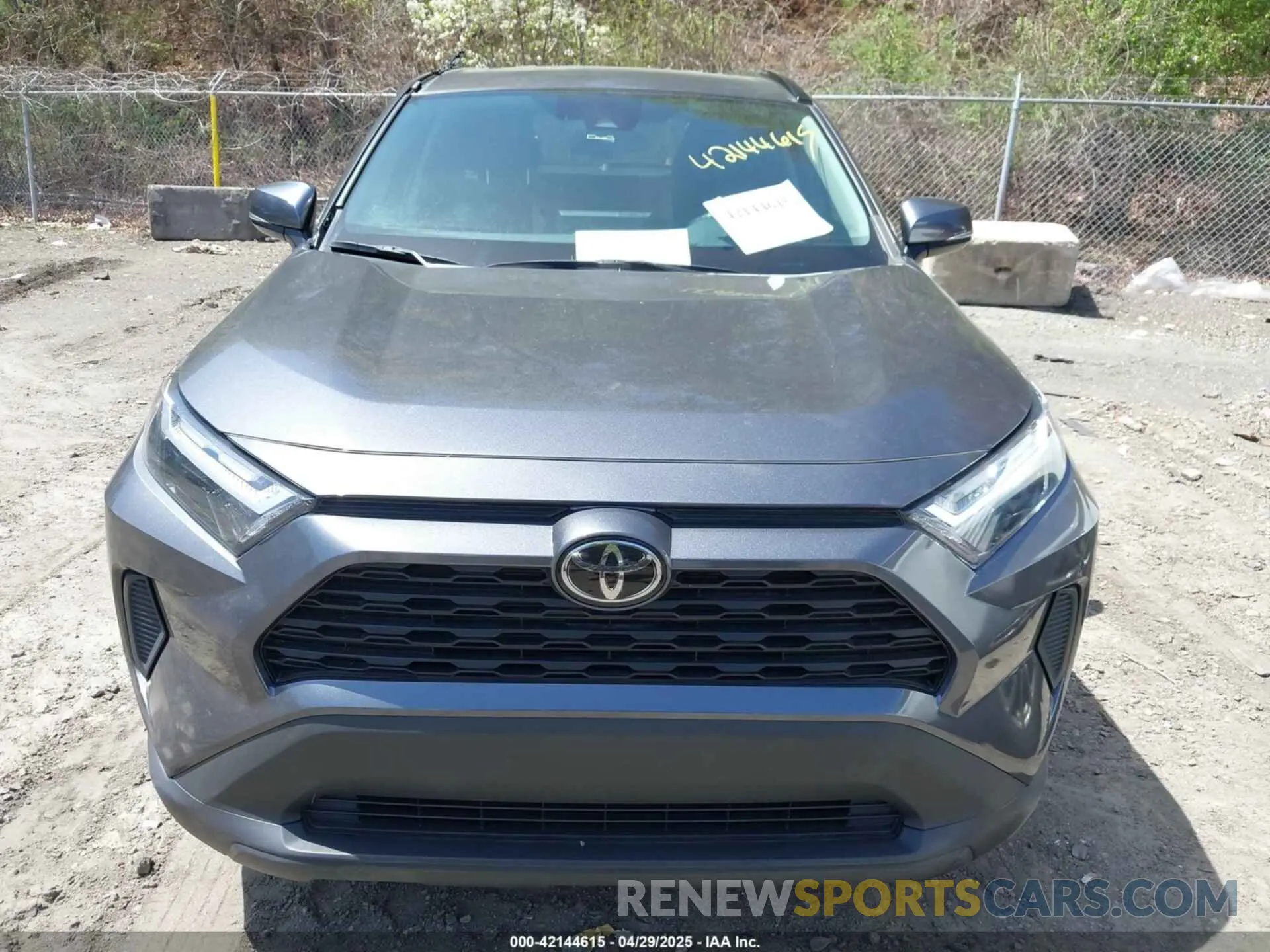12 Photograph of a damaged car 2T3P1RFV1NC266912 TOYOTA RAV4 2022