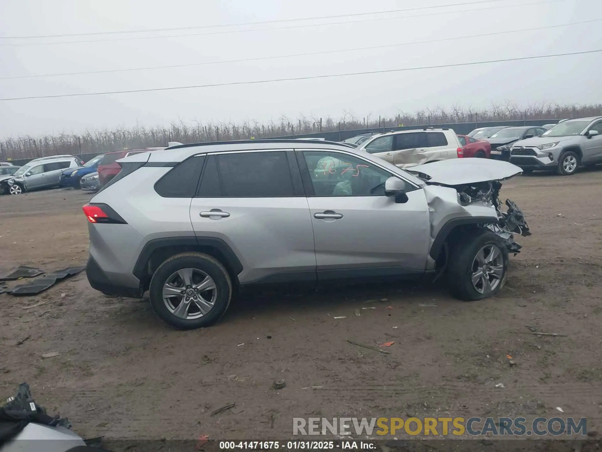 13 Photograph of a damaged car 2T3P1RFV1NC282608 TOYOTA RAV4 2022
