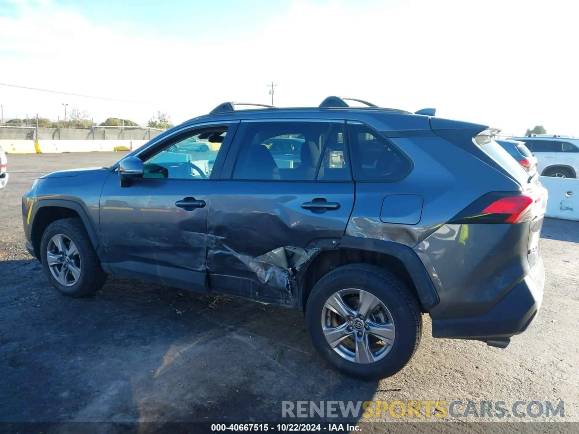 14 Photograph of a damaged car 2T3P1RFV1NC298307 TOYOTA RAV4 2022