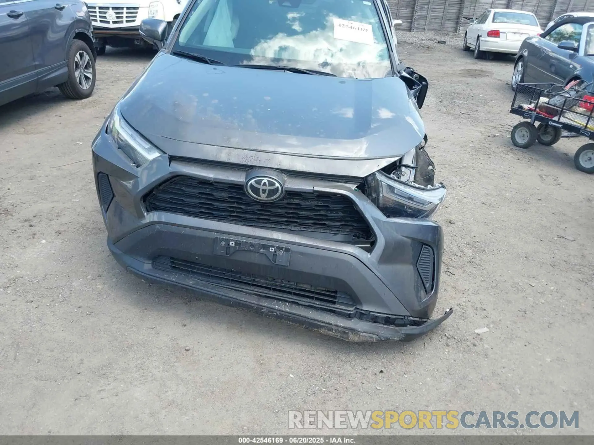 11 Photograph of a damaged car 2T3P1RFV2NC303143 TOYOTA RAV4 2022
