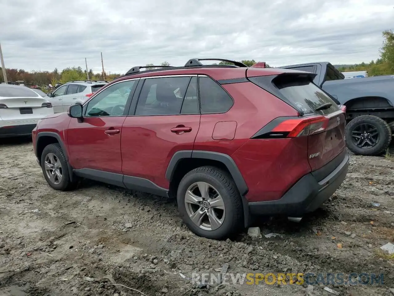 2 Photograph of a damaged car 2T3P1RFV2NW290585 TOYOTA RAV4 2022