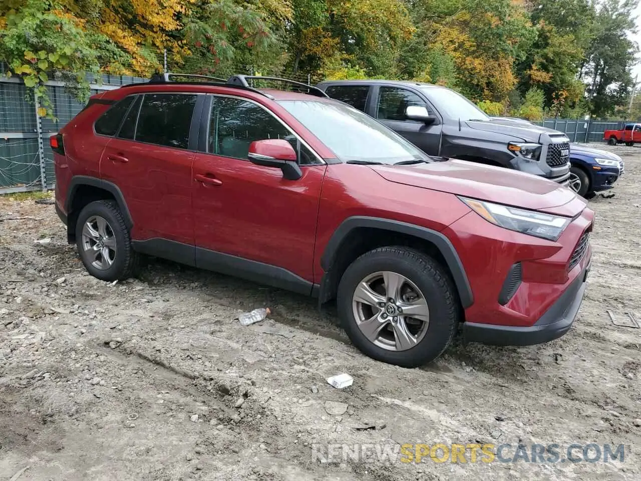 4 Photograph of a damaged car 2T3P1RFV2NW290585 TOYOTA RAV4 2022