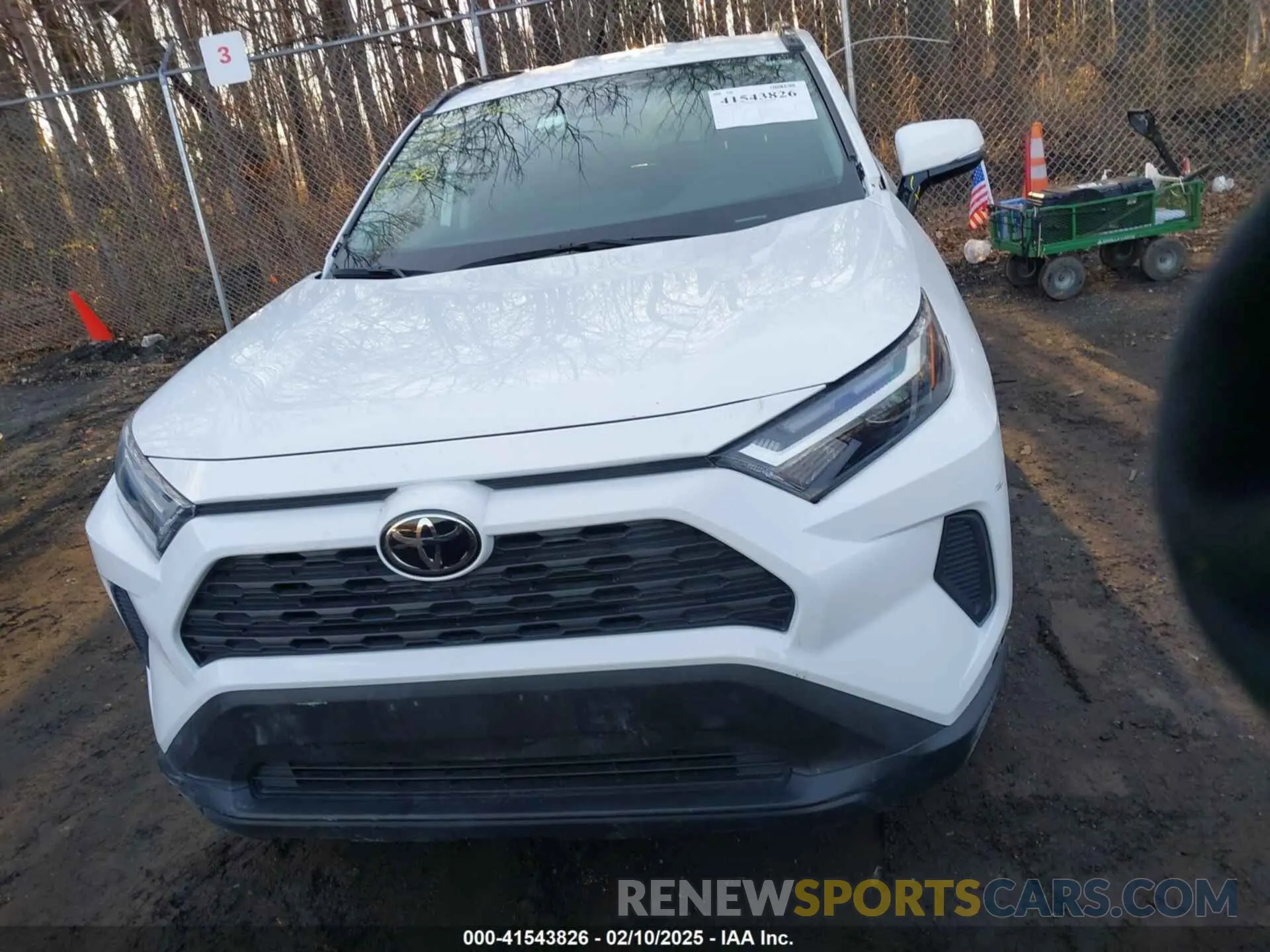 12 Photograph of a damaged car 2T3P1RFV4NC305332 TOYOTA RAV4 2022