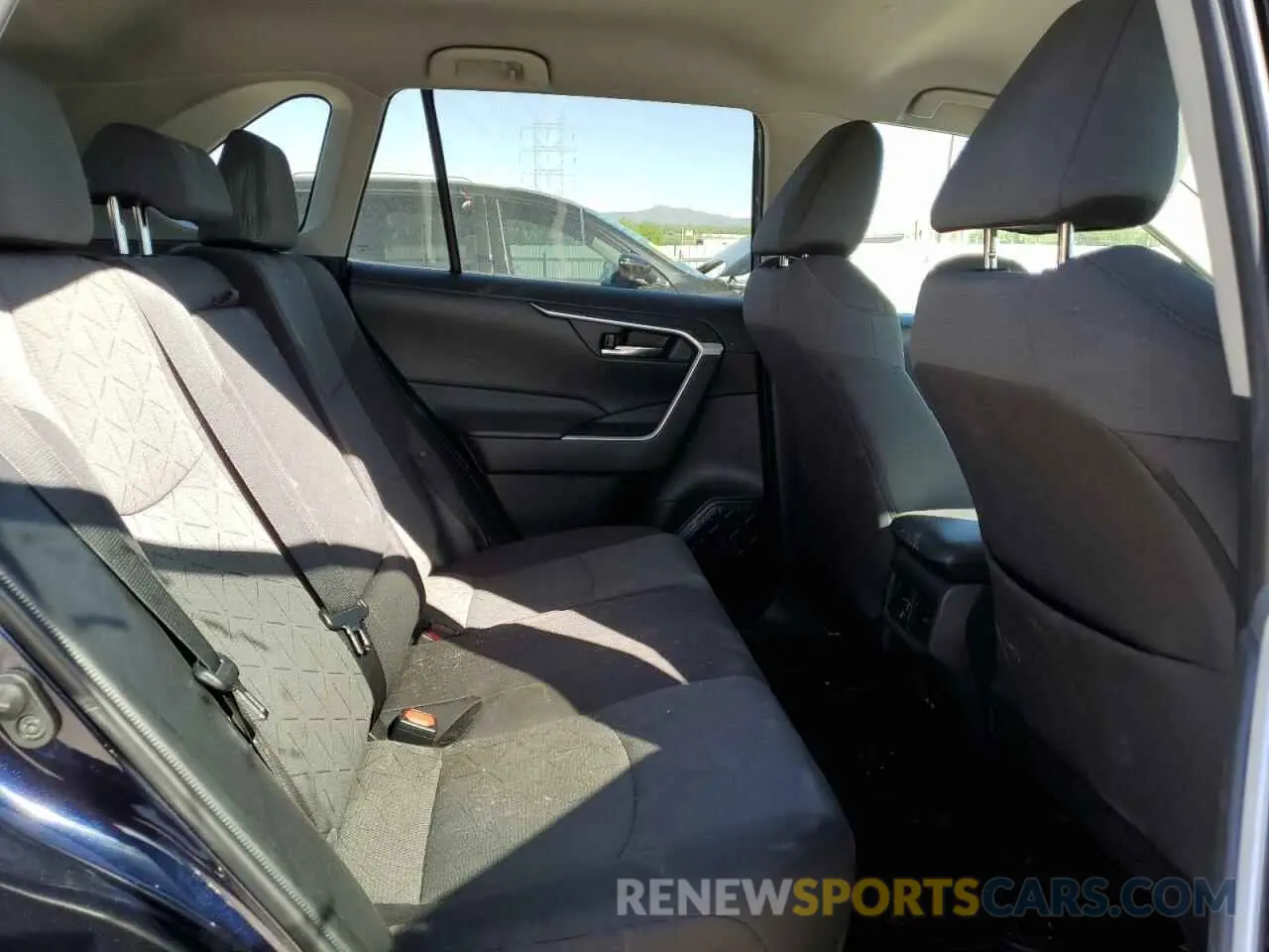 11 Фотография поврежденного автомобиля 2T3P1RFV4NW297912 TOYOTA RAV4 2022