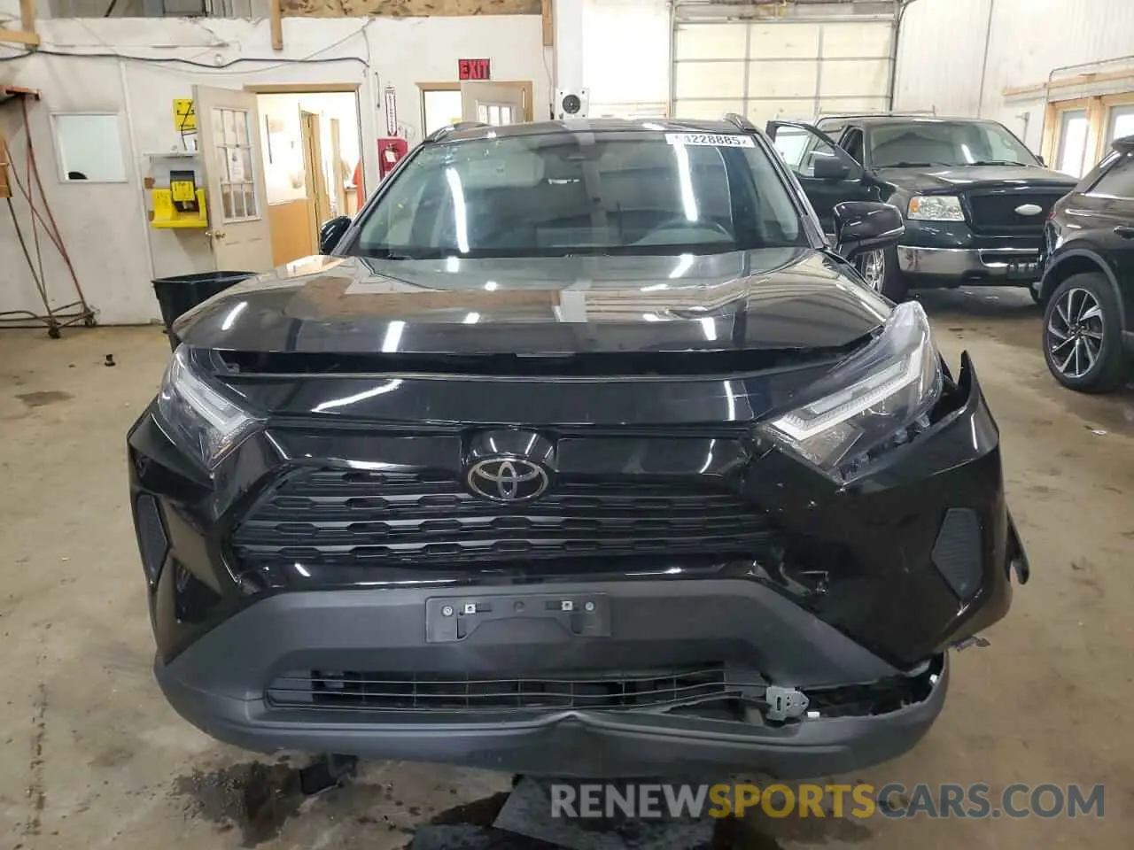 5 Photograph of a damaged car 2T3P1RFV5NC263544 TOYOTA RAV4 2022