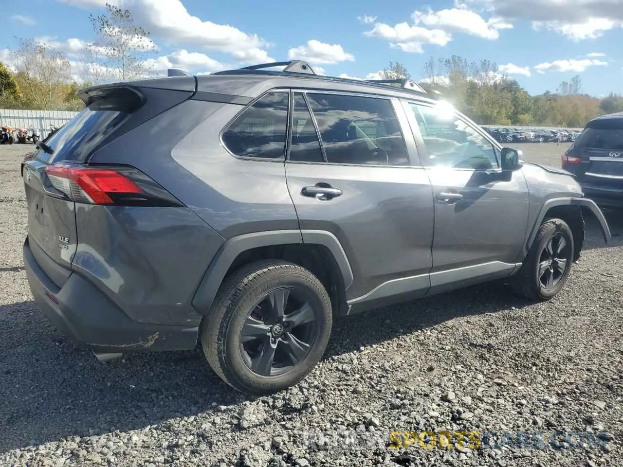 3 Фотография поврежденного автомобиля 2T3P1RFV5NC270266 TOYOTA RAV4 2022
