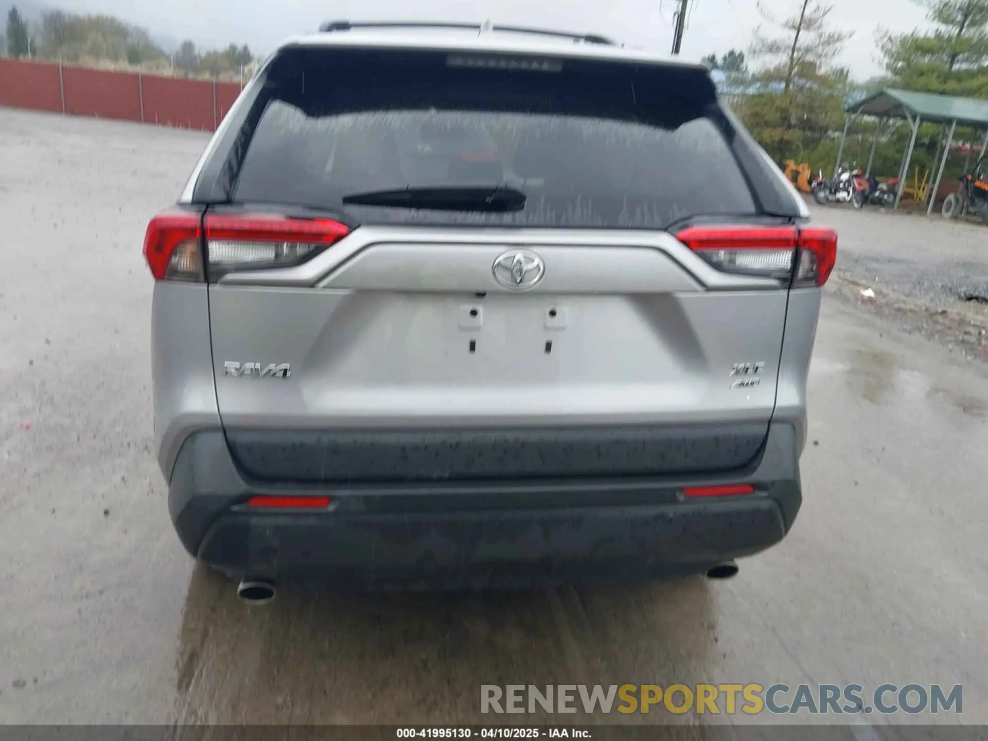 16 Фотография поврежденного автомобиля 2T3P1RFV5NC273930 TOYOTA RAV4 2022