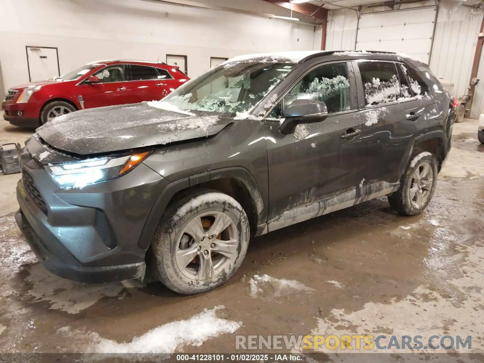 2 Фотография поврежденного автомобиля 2T3P1RFV5NC303833 TOYOTA RAV4 2022