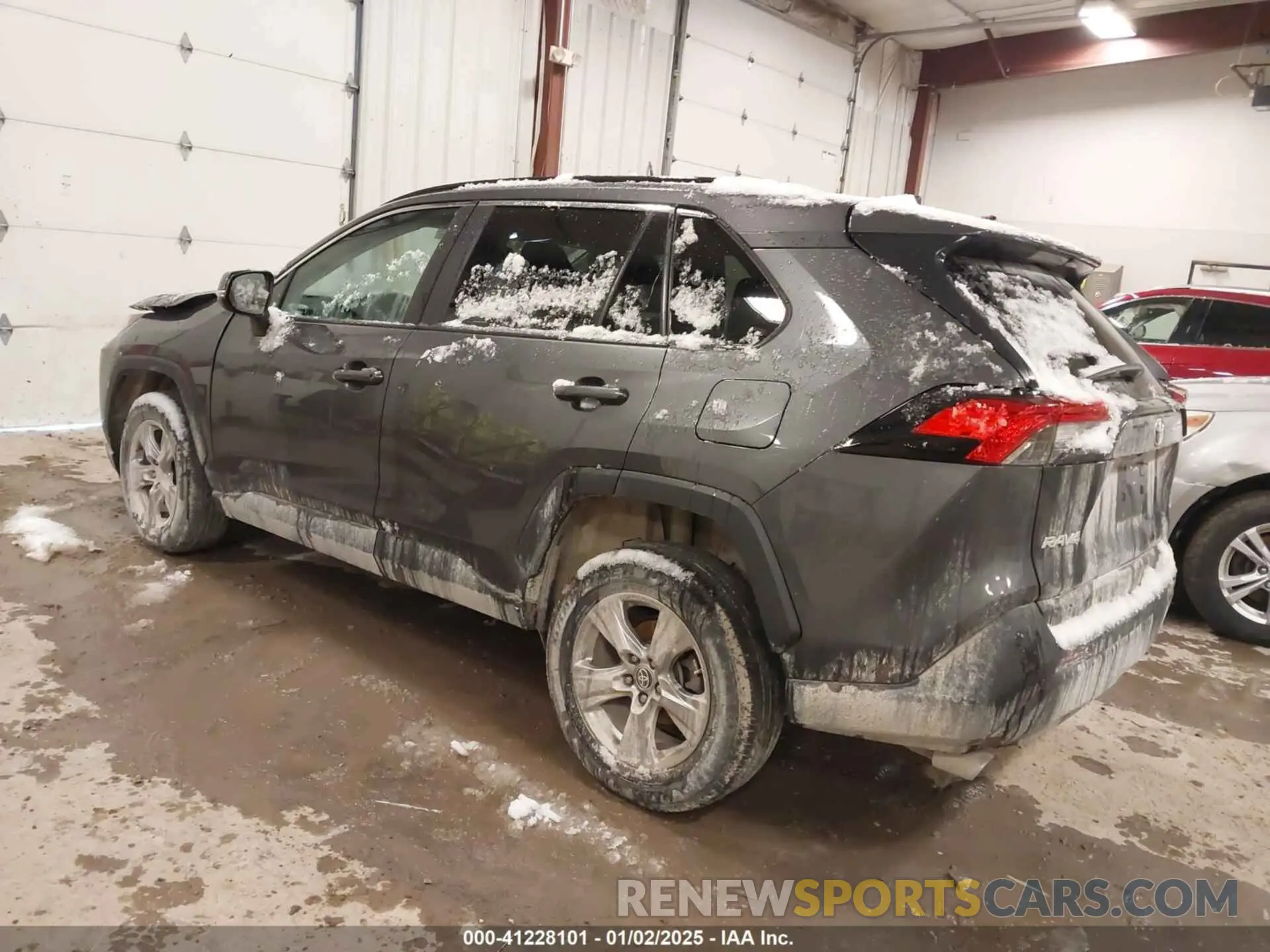 3 Фотография поврежденного автомобиля 2T3P1RFV5NC303833 TOYOTA RAV4 2022